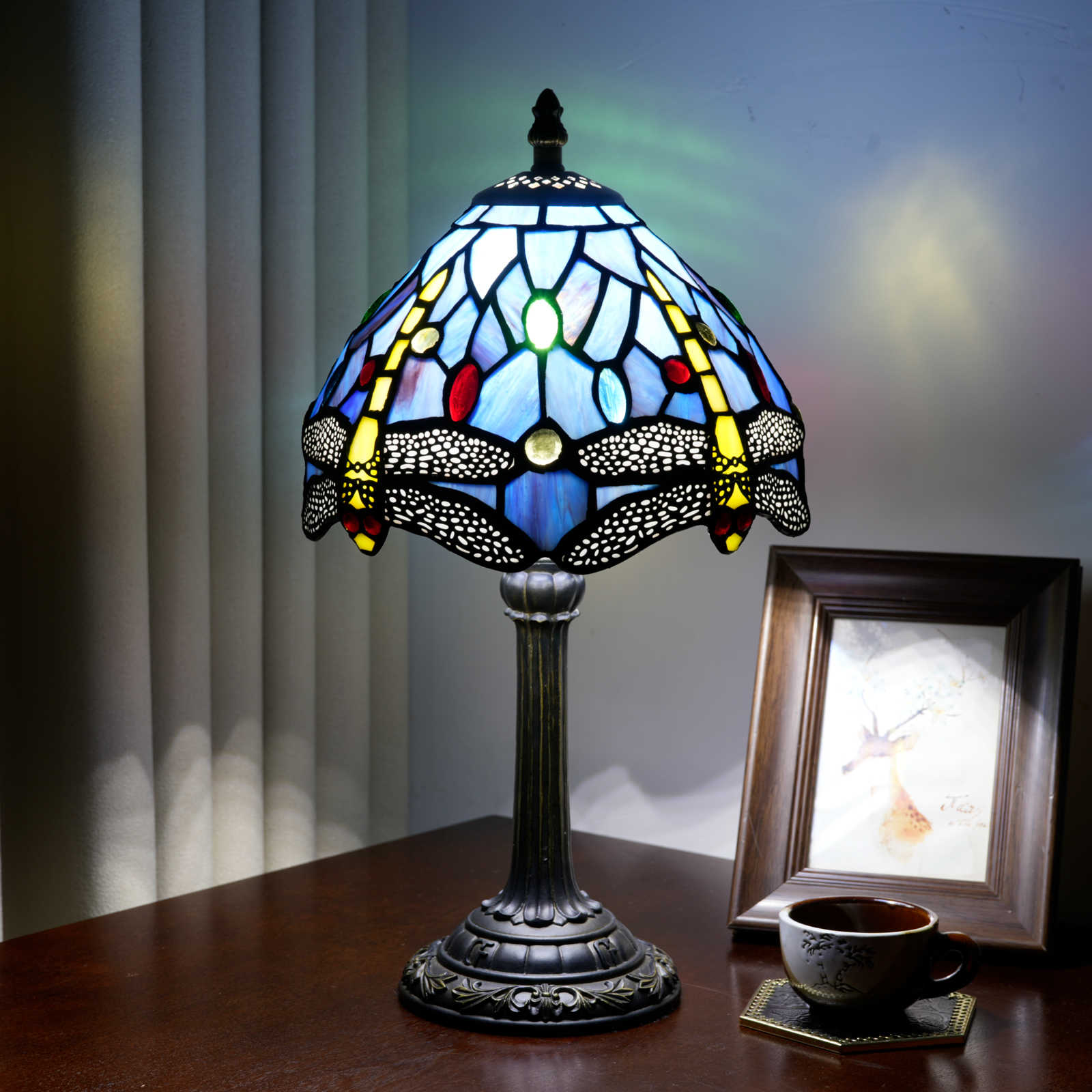 8-Inch Blivuself Tiffany Style  Stained  Table Lamp, Retro-Style Dragonfly Pattern Design Bedside Lamp, Suitable For Home Decoration In Bedrooms, Dining Rooms, Living Rooms, Etc. (OFU1221, 449 Blue Background Dragonfly)