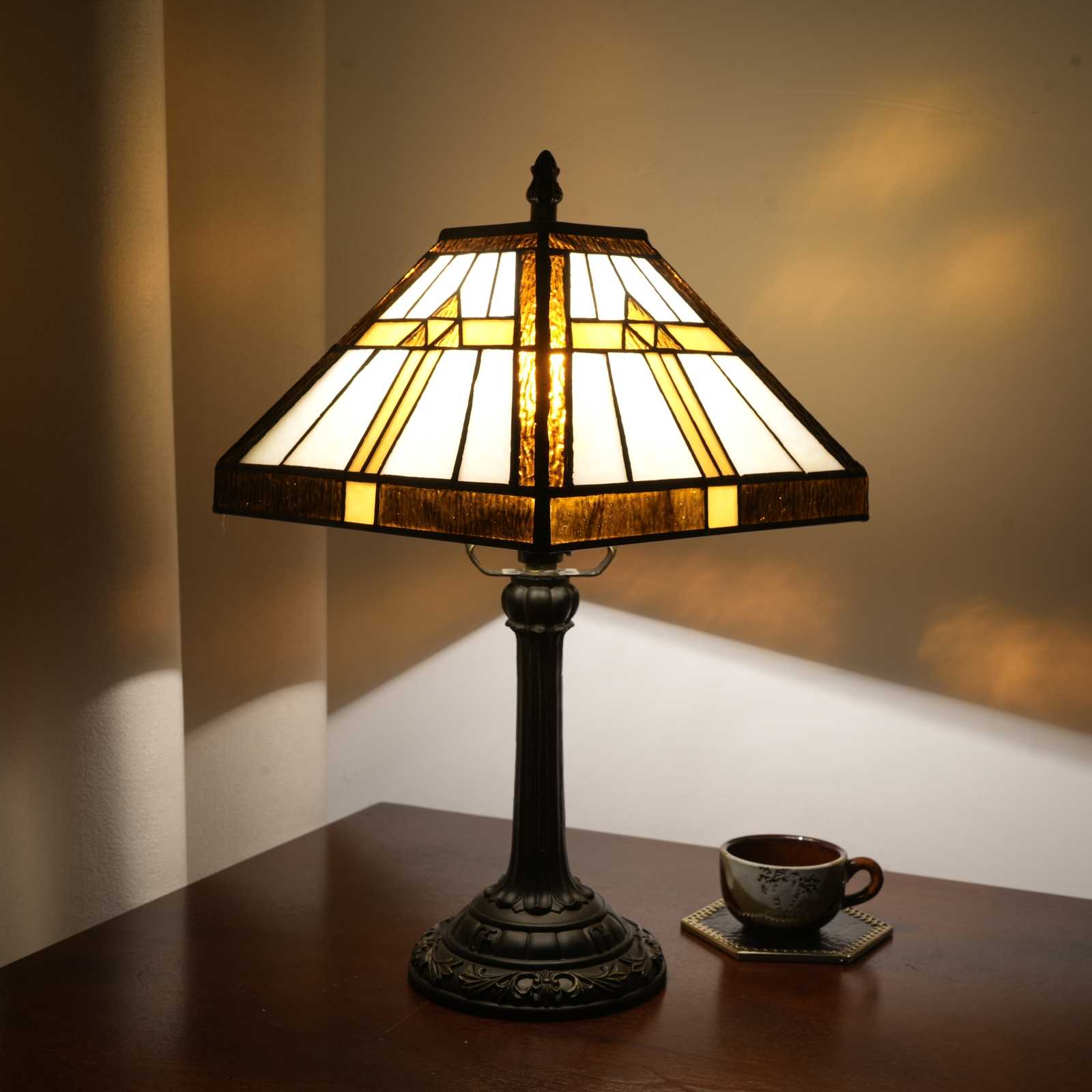 Blivuself Tiffany Retro-Style Coffee-Colored Square Table Lamp, 20cm Handcrafted  Stained Glass Art Bedside Lamp, Illuminating Retro Romance, Suitable For Home Decoration Art In Dormitories, Living Rooms, Dining Rooms, Etc（OFU1236）