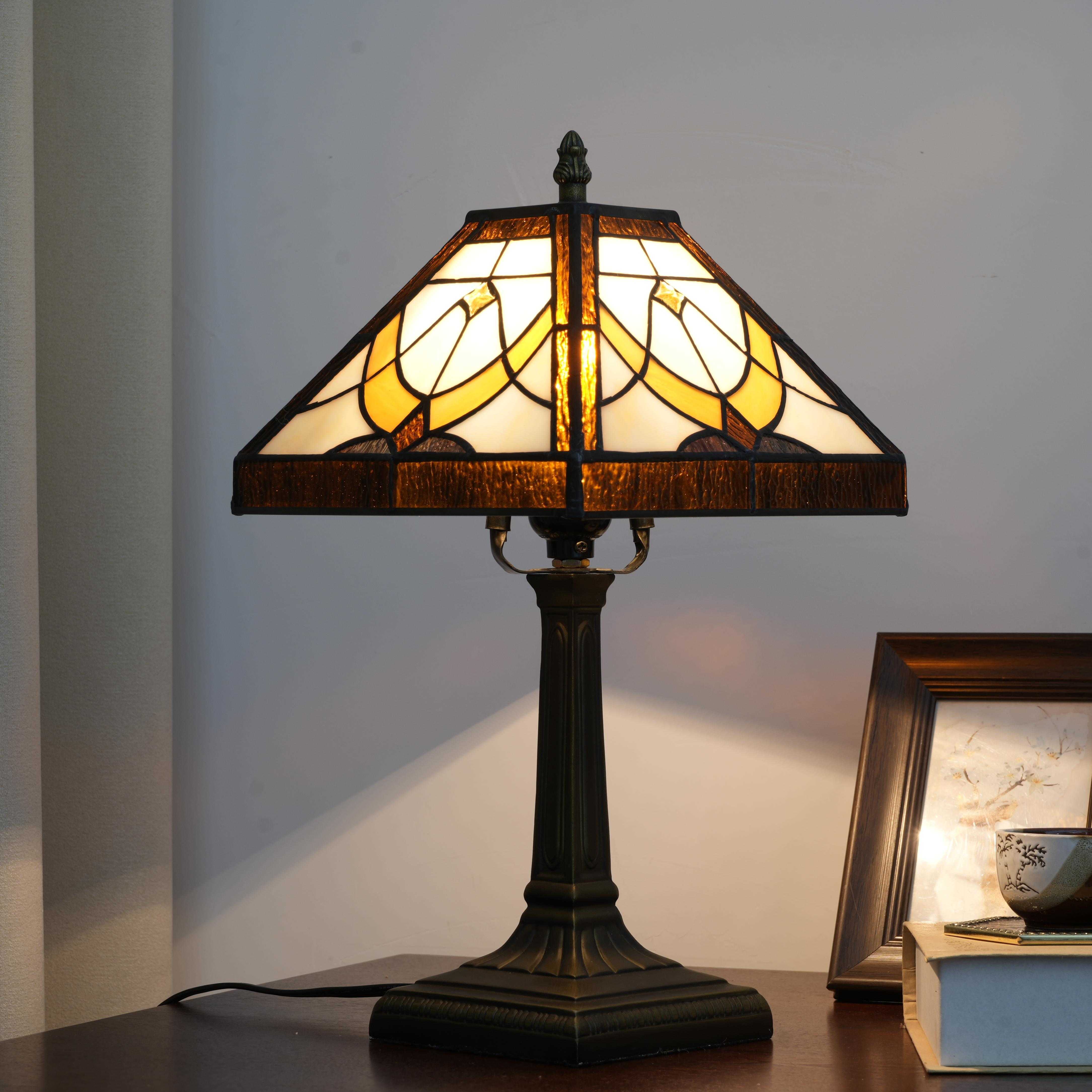 Blivuself Tiffany Desk Lamp Victorian Style 8 Inch Tan Square Stained Glass Desk Lamp For Bedroom Bedside Reading Lamp Office Dormitory Bar Classic Art Style Home Decor 8 Inch Tan Square Desk Lamp OFU1200