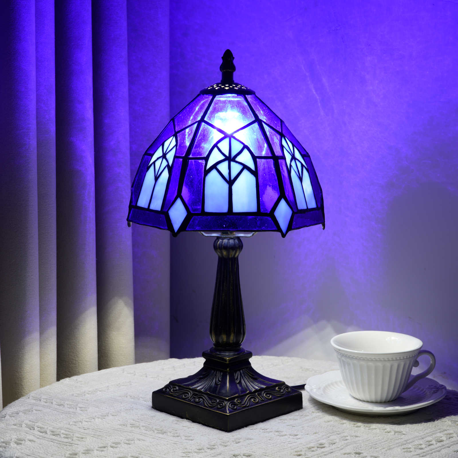 Blivuself Purple Gothic Tiffany Style Stained Glass Table Lamp, 8 Inch Cathedral Geometric Nightstand Light, Vintage Dark Aesthetic Decorative Lamp for Bedroom, Living Room, Apartment, and Home Office OFU1440