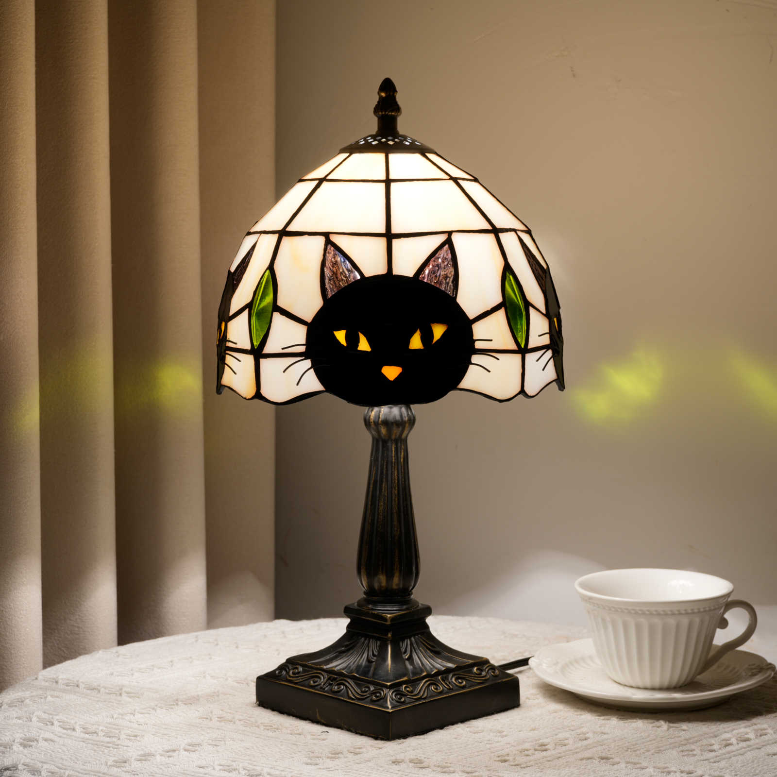 Blivuself Black Cat Tiffany Table Lamp 8 Inch Cream Stained Glass Shade With Black Cat Suitable For Bedroom Living Room Dining Room Warm Home Atmosphere <OFU1421>