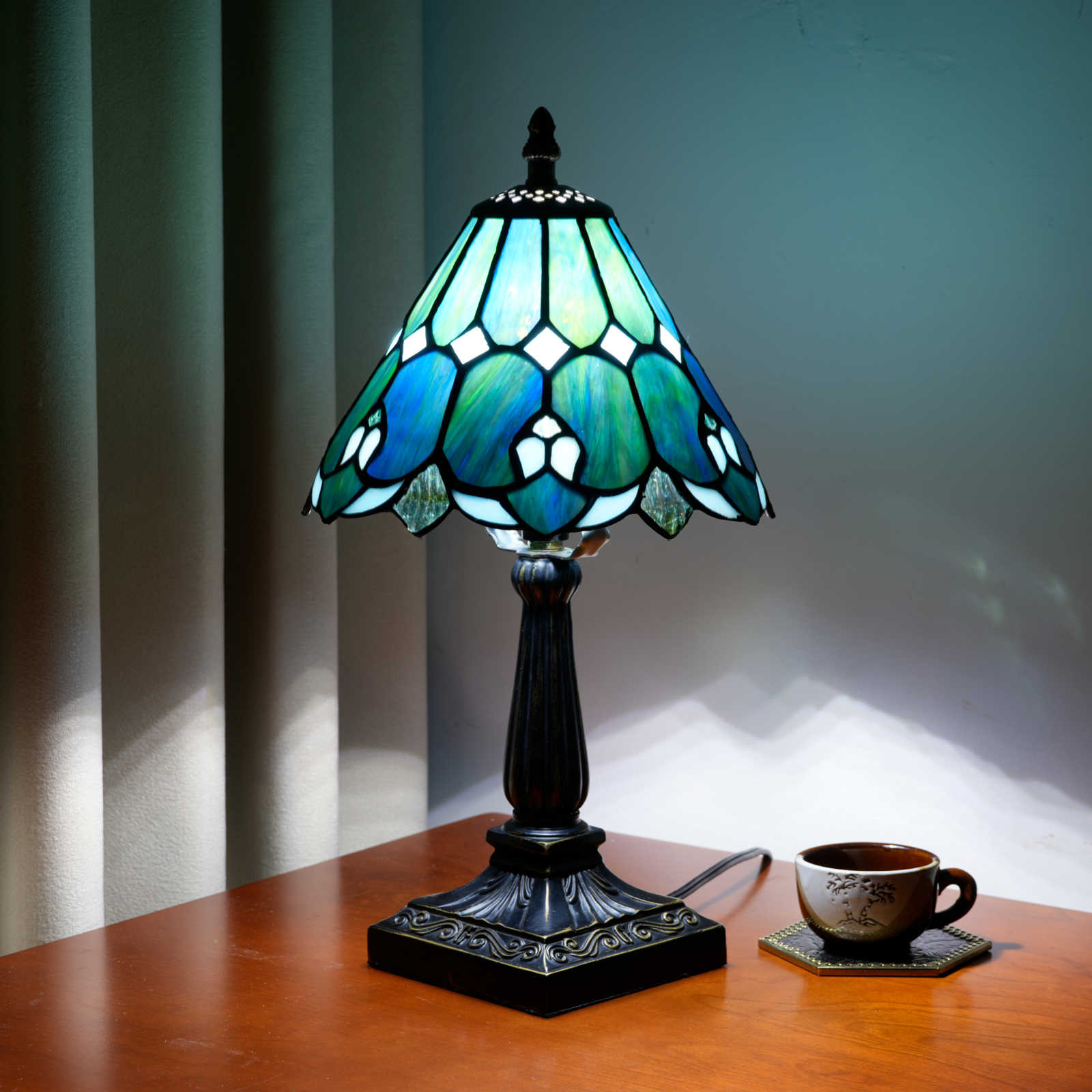 Blivuself Blue Umbrella-Shaped Tiffany Stained Glass Table Lamp | Ocean-Inspired Conical Accent Light Lampshade 20 cm / 8 inches wide Vintage Bronze Base for Calming Ambient Lighting<OFU1401>
