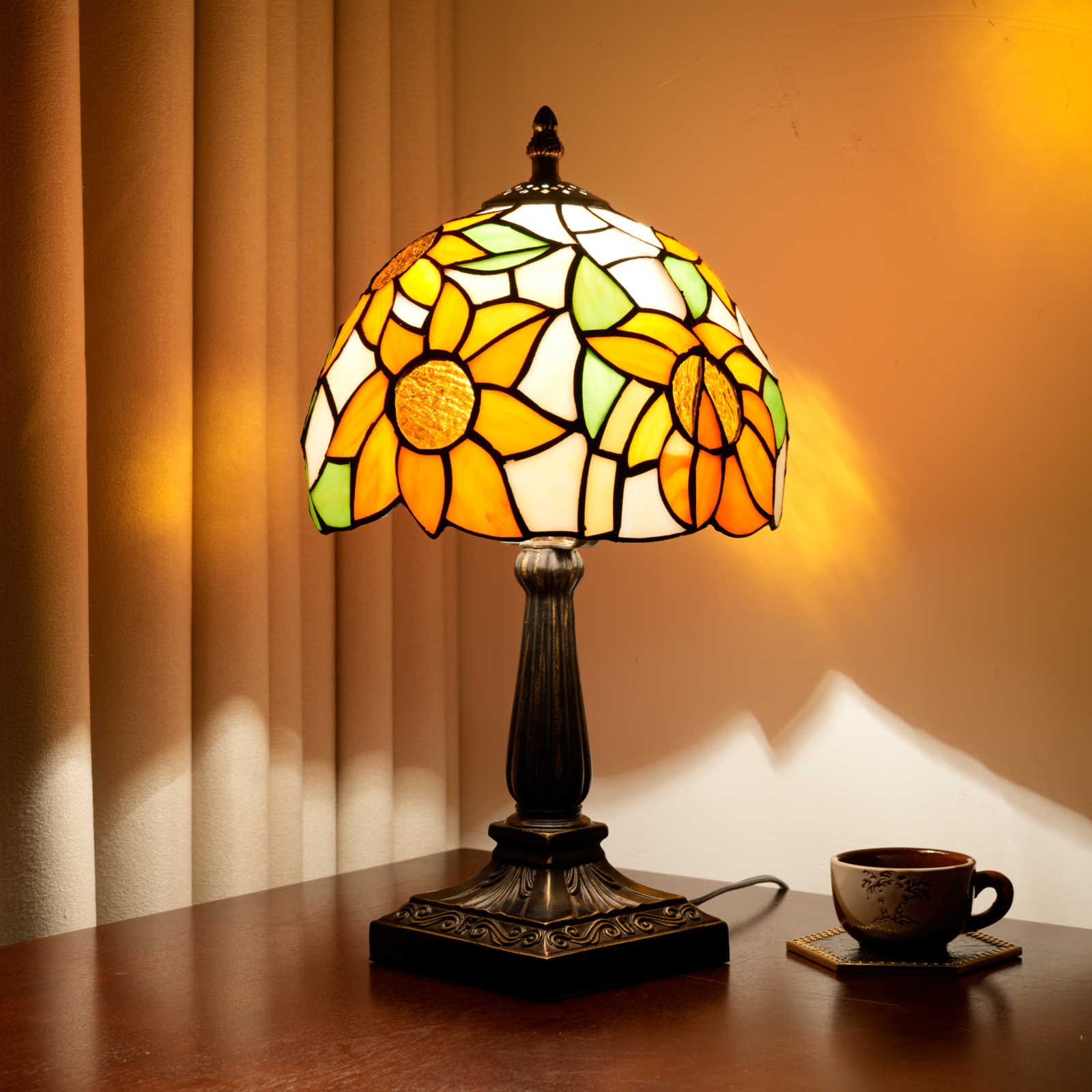 Blivuself White Background Sunflower Tiffany Style Stained Glass Table Lamp Bright Floral Accent Light The width of the lampshade is 20 centimeters / 8 inches Cozy and Bright Home Aesthetics Dark Bronze Resin Base, Ideal for Reading Nooks and Side Table Decor<OFU1396>