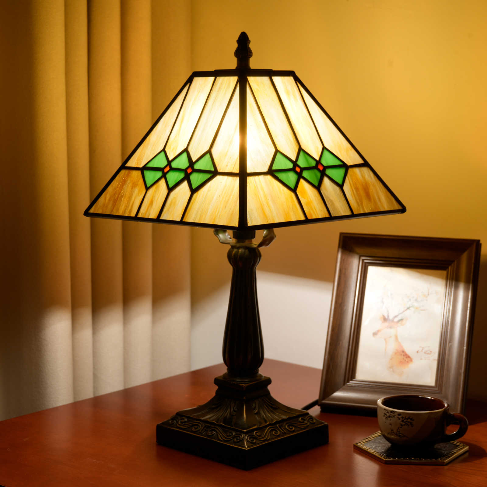 Blivuself Tiffany Green And Yellow Square Table Lamp Stained Glass Lamp Warm Light Warm Atmosphere Bed Lamp Fit Bedroom Dormitory Dining Room Living Room Tiffany Style Retro Home Decoration (8 Inches, OFU1340)