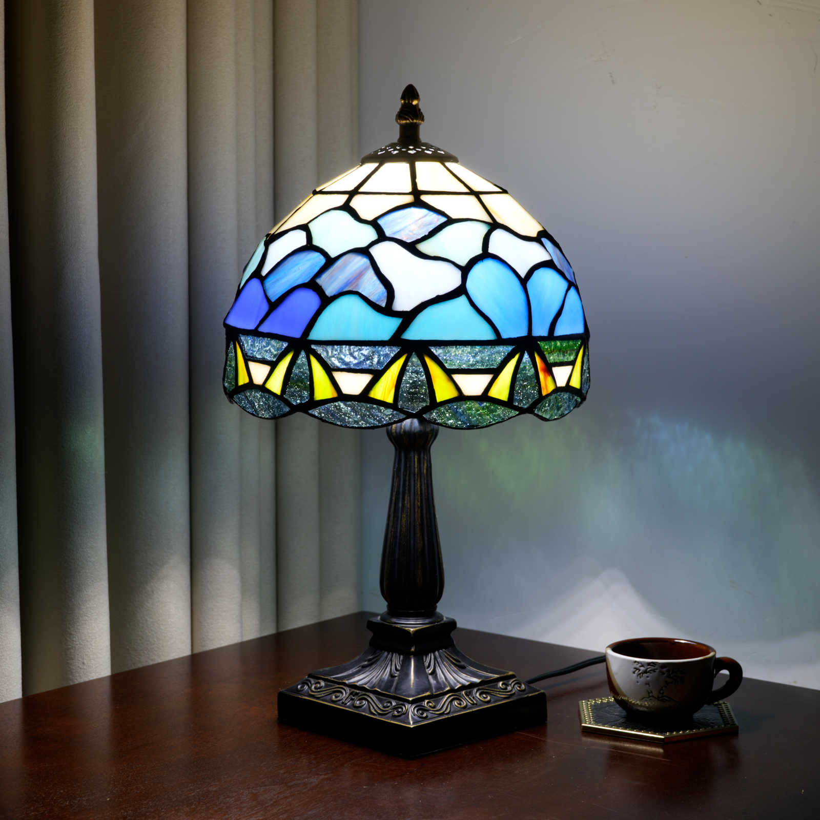 Blivuself Vintage Tiffany Style Stained Glass Table Lamp 8 inch Blue Cloud Pattern Antique Resin Base Decorative Bedside Night Light for Bedroom Living Room Home Office<OFU1388>