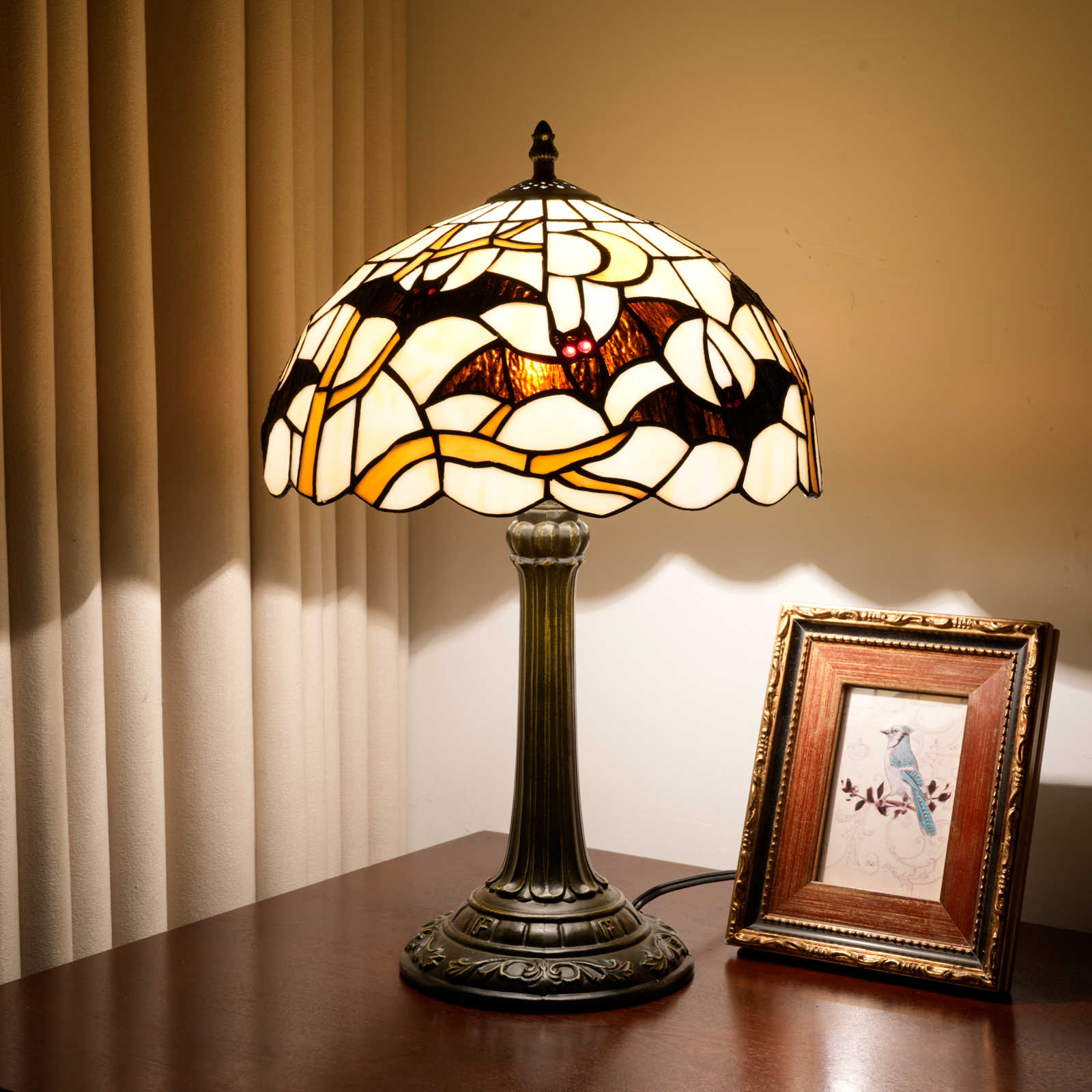Blivuself 12 Inch Tiffany Style Bat Stained Glass Table Lamp, Gothic Halloween Nightmare Desk Light with Spooky Black Bat Motif on Cream & Orange Glass Shade, Antique Bronze Metal Base, for Living Room, Bedroom, Office, Nightstand & Gothic Home Decor OFT1442