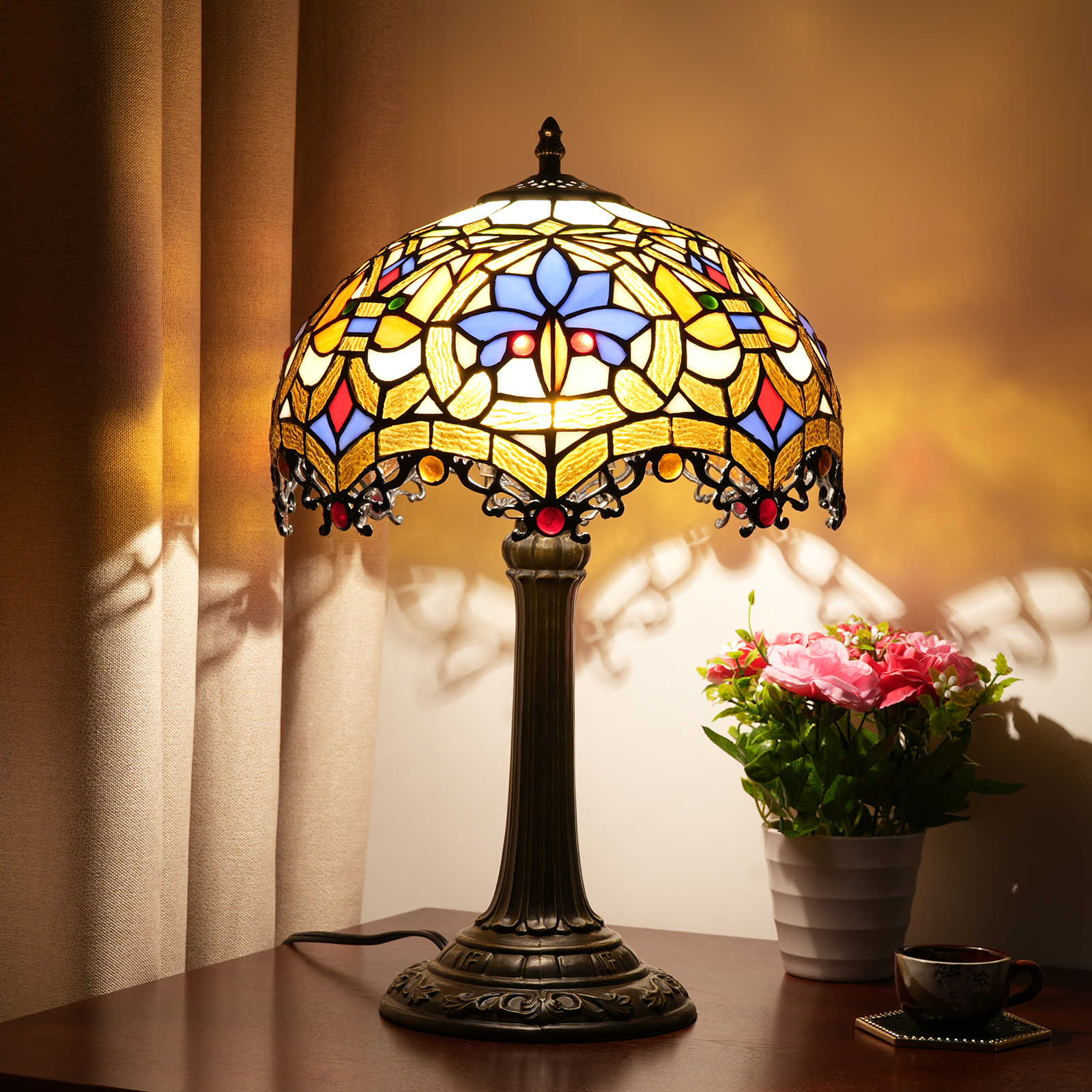 Blivuself Tiffany Style Stained Glass Lamp Shade European And American Retro Style Brown, Blue Love Beads 12 Inch Lamp Eye Protection Lamp Is Suitable For Decorating Living Room, Study, Bedroom Nightstand, Lamp, Decorative Retro Glass Lamp Shade, Desk, Retro Glass Desk, Kitchen Furniture Decoration 12 Inch Love Beads Dragon Tail Lamp OFT1058