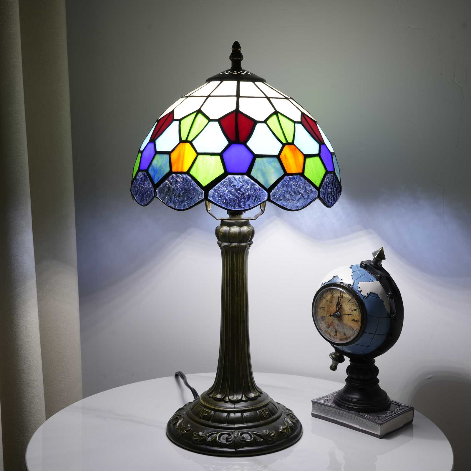 Blivuself Tiffany Stained Glass Table Lamp,10-Inch Geometric Aesthetic Colored Diamond Grid Handcrafted Art, Suitable For Home Decoration Art In Bedrooms, Dormitories, Dining Rooms, Etc（OFT1337）