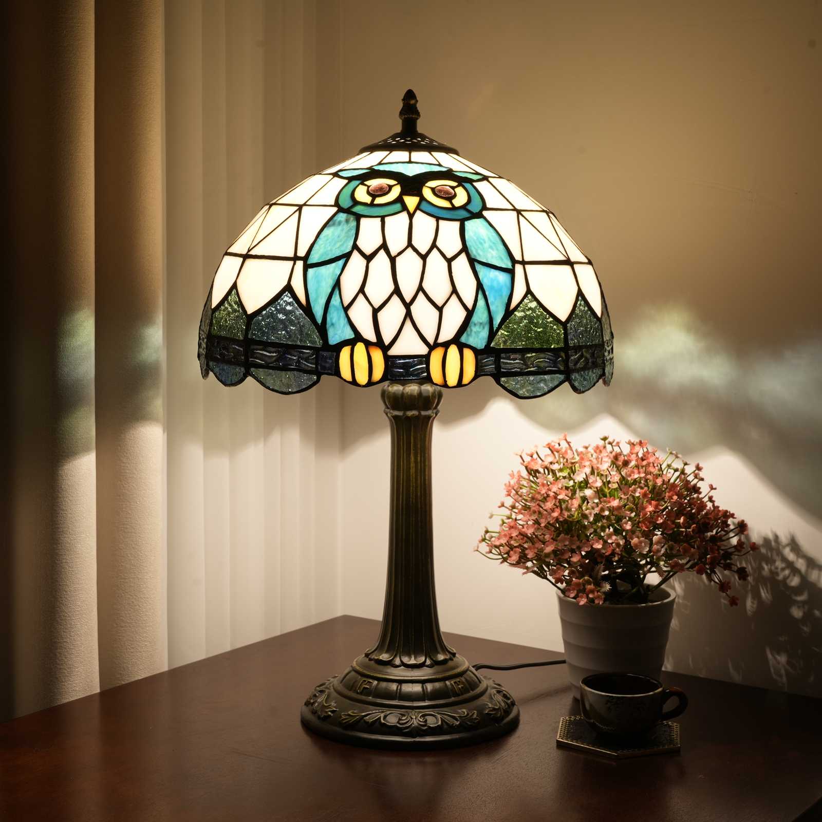 Blivuself Tiffany Stained Glass Table Lamp, 12 Inch Retro Style Owl Pattern Design, Suitable For Bedroom Study Dining Room And Other Home Decoration Art (OFT1295, Green)
