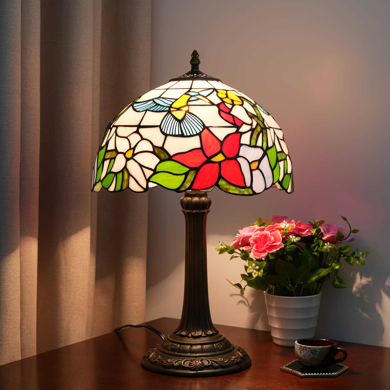 Blivuself Tiffany Style Stained Glass Lamp Shade European Style Retro Style Simple Pastoral Style White Bird Hummingbird 12 Inch Desk Lamp Eye Protection Lamp Is Suitable For Decorating Living Room, Study, Bedroom Nightstand, Table Lamp, Decorative Retro Glass Lamp Shade, Desk, Retro Glass Desk, Kitchen Furniture Decoration 12 Inch Bird Hummingbird Lamp OFT1026