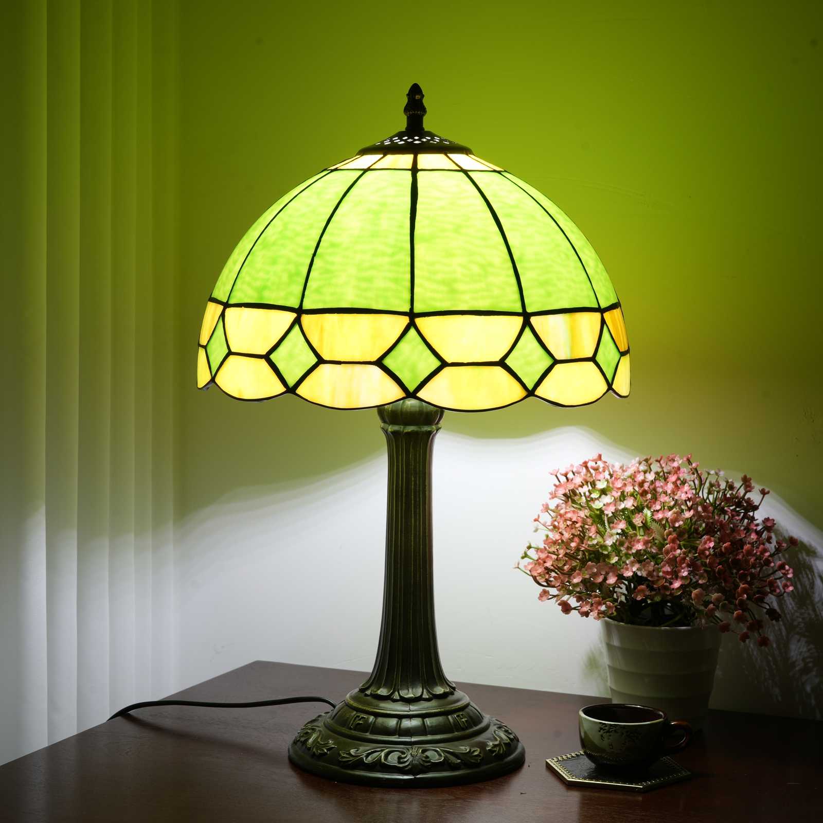 Blivuself Tiffany Stained Glass Table Lamp,  12-Inch Retro-Style Green And Yellow Curved, Handcrafted Bedside Lamp, Suitable For Home Decoration Art In Bedrooms, Dormitories, Living Rooms, Etc（OFT1325）