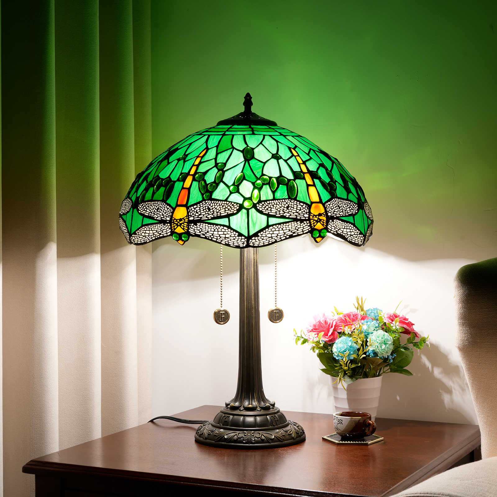 Blivuself Tiffany Table Lamp Traditional Dragonfly Style 16  Inch Green Dragonfly Handmade Stained Glass Lamp Shade, Retro Art Glass Lamp, Indoor Lighting Eye Protection Reading Light, Suitable For Bedroom Dining Room Office, Etc., Classical Arts And Crafts, 16" Green Dragonfly -Of Chain Table Lamp OFT1256