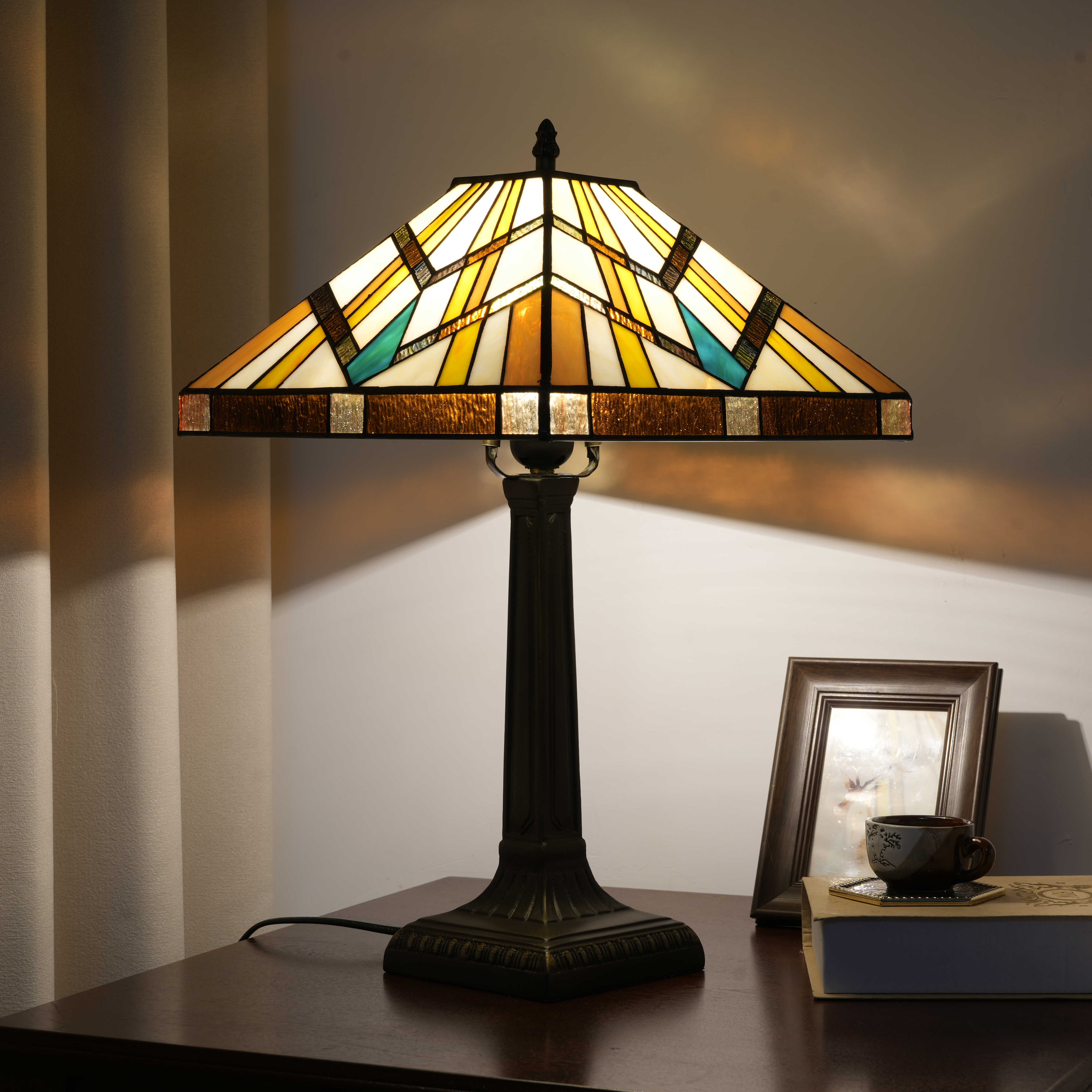 Blivuself Tiffany Table Lamp Medieval Style 16 Inch Square Handmade Stained Glass Lampshade In Coffee Color Line, Retro Style Indoor Lighting Eye Protection Reading Lamp, Suitable For Bedrooms, Dining Rooms, Offices, Light Luxury Classical Arts And Crafts, 16 Inch Blue Diamond Square Table Lamp OFT1260