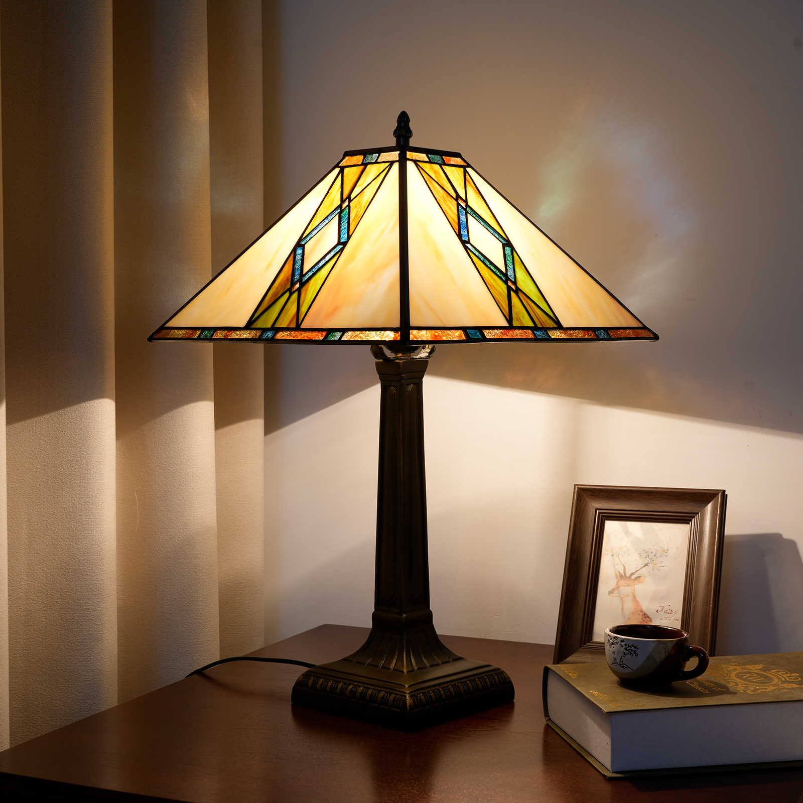 Blivuself Tiffany Stained Glass Green Square Base European And American Court Vintage Desk Lamp 16 Inch Office Desk Bedroom Corridor Cafe Restaurant Bar Decorative Furniture Decorated 16 Inch  Warm Green Square Desk Lamp - Bronze Square Base OFT1255