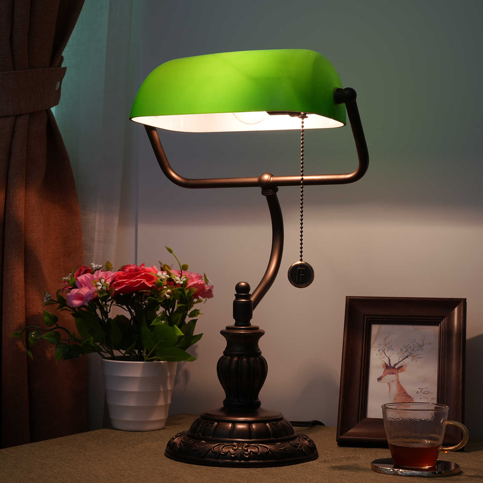 Blivuself Tiffany  Style Table Lamp  Stained glass  European, Vintage, Pastoral  Green  Bedroom Headboard  Study Zipper switch, adjustable, eye protection reading light  Desk decor led  Kitchen, Living Room decor Aesthetic Antique Library Desk Work Light Green Glass Bank Light OFY1015