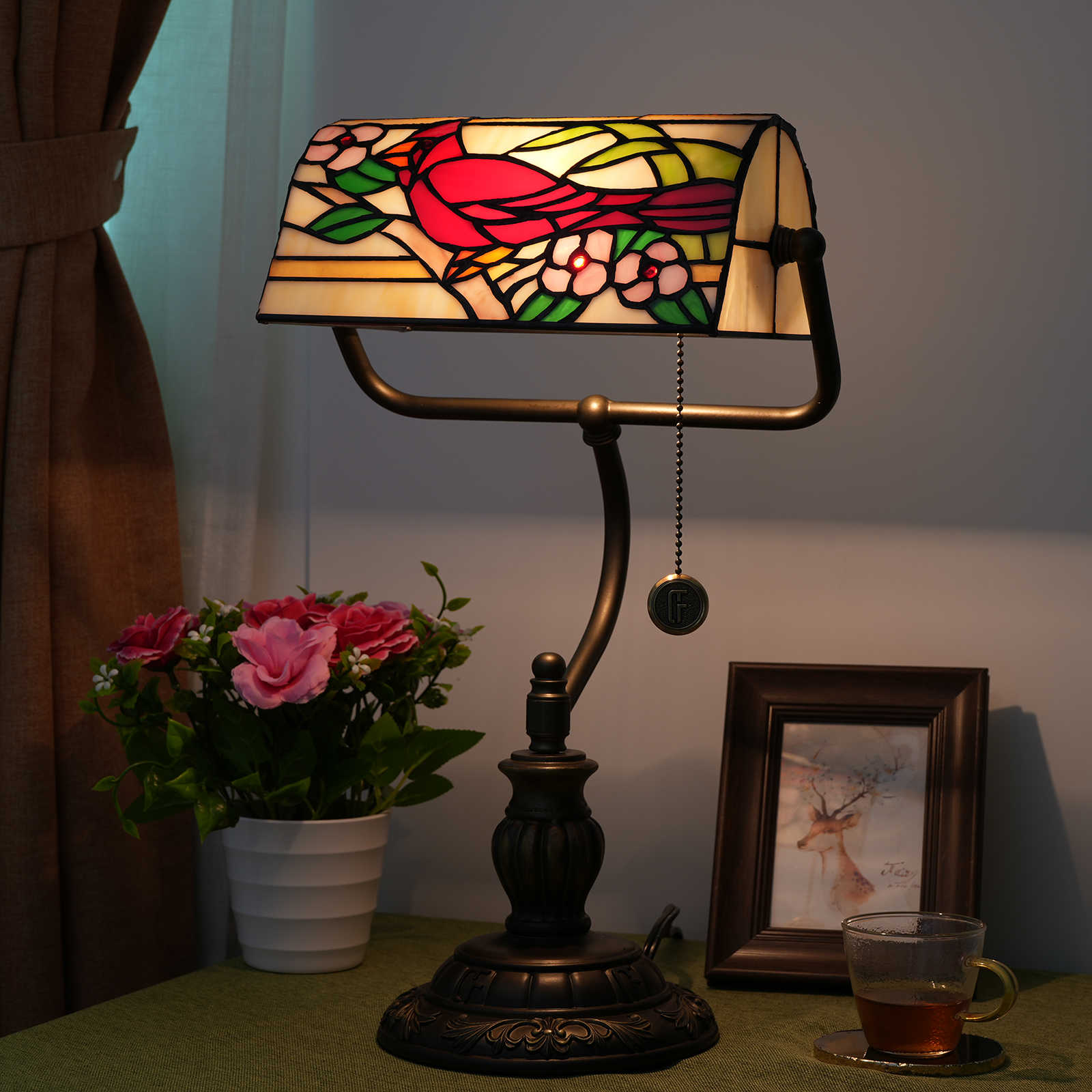 Blivuself Tiffany Style Banker Light Stained glass European, Retro, Pastoral Red, Green  Bedroom Headboard Study Zipper switch, adjustable, Eye Protection Reading Lamp Office Desktop Decoration led Kitchen, Living Room decoration  Aesthetic Antique Library Desktop Work Light Redbird Bank Light OFY1010