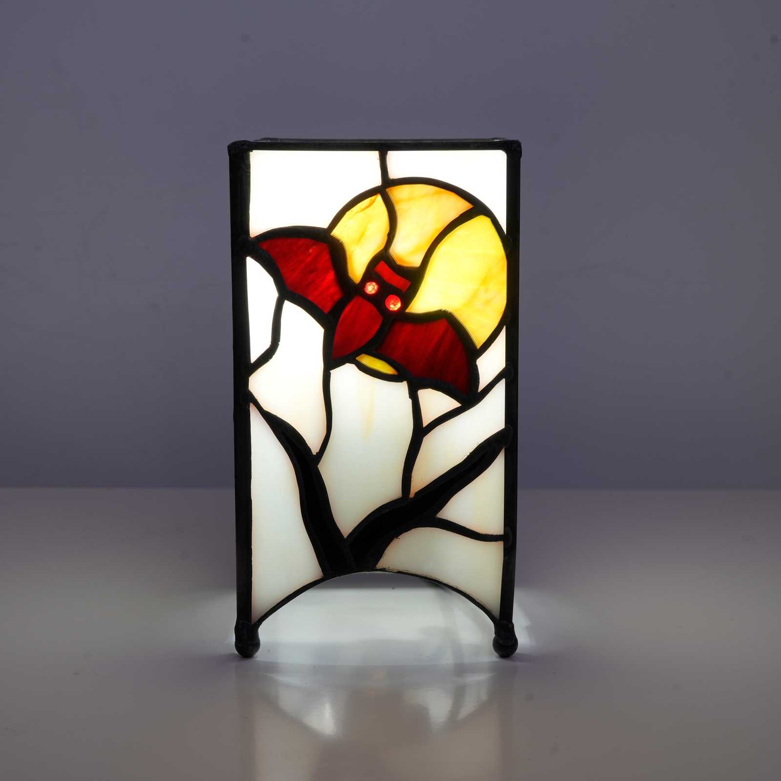 Blivuself Tiffany'S Personalized Style Bat Night Light Infuses A Unique And Individual Charm Into The Home Atmosphere. The Handcrafted Stained Glass Lampshade Is Suitable For Bedroom, Dormitory, Desk And Home Decoration Art（OFU1229）