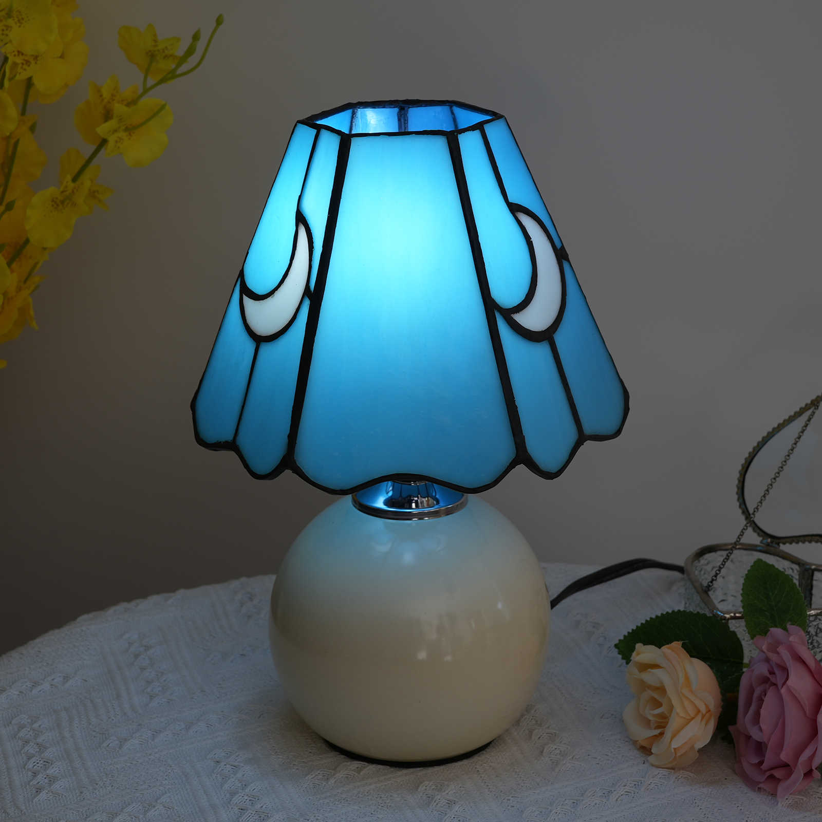 Blivuself Tiffany Lamp Victorian Style Handmade Stained Glass Lamp Shade Blue Moon Lamp For Bedroom Headboard Office Art Deco Nightlight Eye Protection Light Retro Home Decor Big Mouth Ceramic Lamp Blue Moon - Ceramic Lamp OFU1062