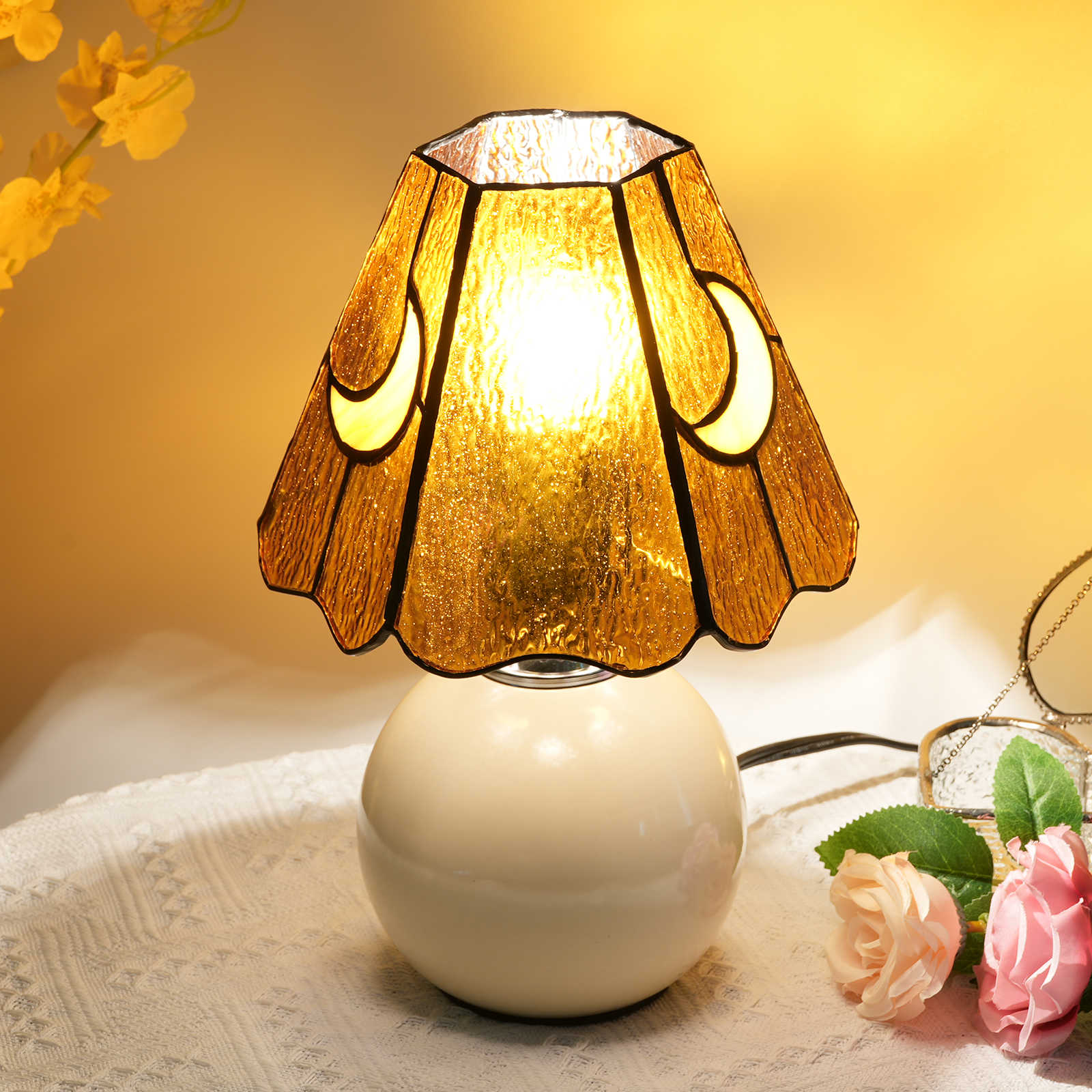 Blivuself Tiffany Table Lamp Victorian Style Handmade Stained Glass Lamp Shade Tea Water Print Moon Table Lamp Suitable For Bedroom Bedside Office Art Deco Nightlight Eye Protection Light Retro Home Decoration Big Mouth Ceramic Table Lamp Tea Water Print Moon - Ceramic Table Lamp OFU1064
