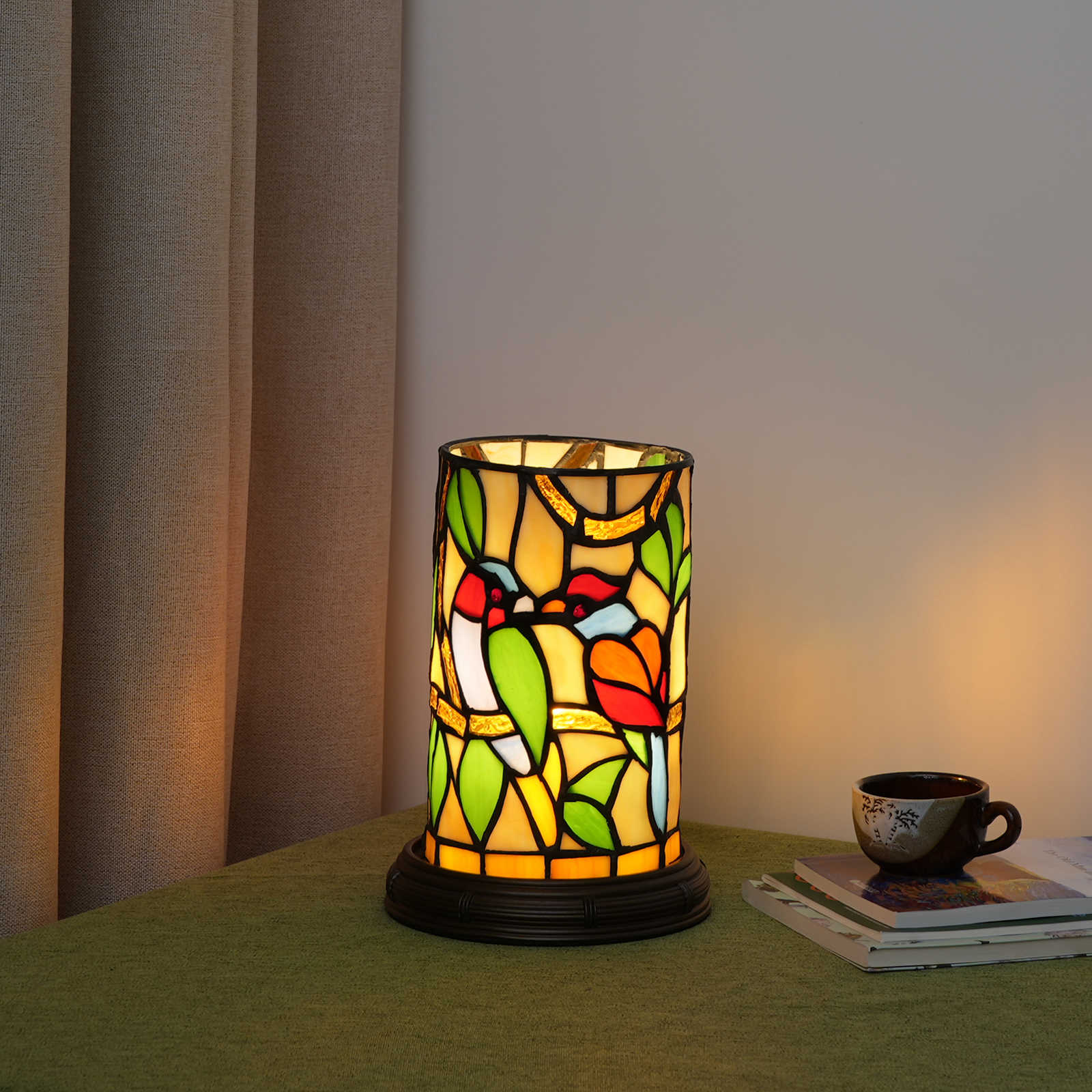 Blivuself  Tiffany style Stained glass chartreuse Garden style Bedroom decor Romantic Warm Vintage style Nightlight 12cmx12cm Mini Cute Kid decor Unique 7-inch bird lamp OFT1006