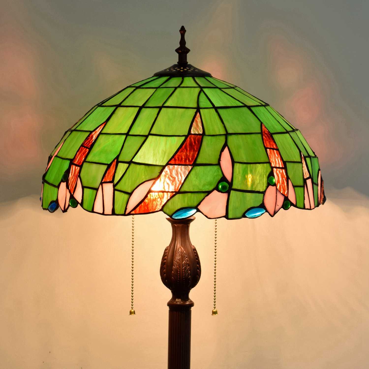 Blivuself Tiffany Floor Lamp 16-Inch Painted Glass Lamp Green Beads  Coffee-Colored Base Upright Classic Floor Lamp Suitable For Bedrooms Dormitories Living Rooms Dining Rooms And Study Rooms Tiffany Vintage Style Classical Art Furniture Decoration (OFCF1015)