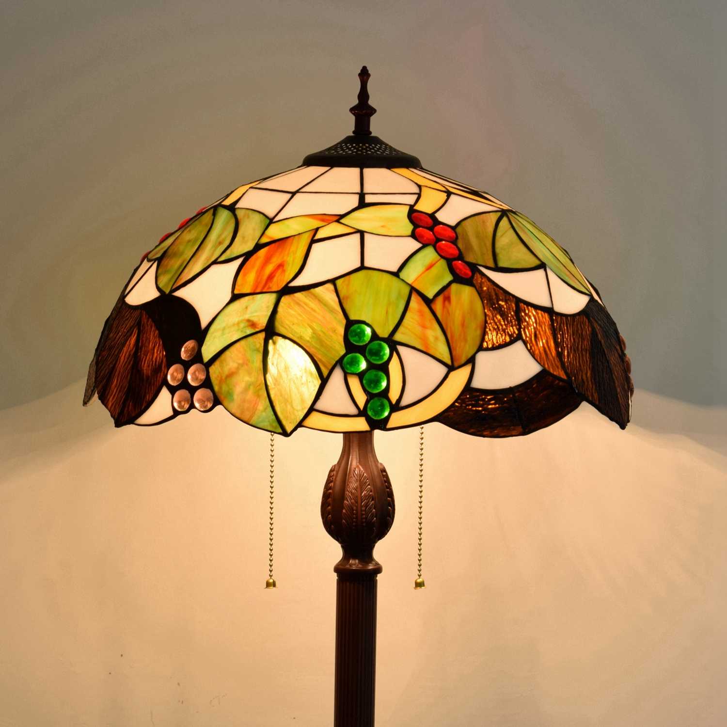 Blivuself Tiffany Floor Lamp 16-Inch Stained Glass Lamp Maple Leaf Grape Coffee Color Base Upright Classic Floor Lamp Suitable For Bedrooms  Dormitories Living Rooms Dining Rooms And Studies Tiffany Retro Style Classical Art Furniture Decoration (OFCF1016)