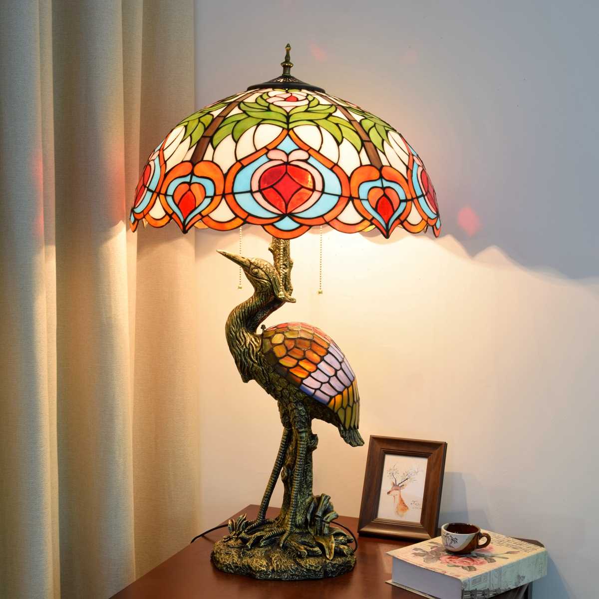 Blivuself Tiffany Lamp Stained Glass Lamp 20 Inch Fairy Peach Male Crane Table Lamp Bronze Relief Resin Base Classic Elegant Table Lamp Suitable For French American Living Room Bedroom Hallway Retro Art Decoration Table Lamp Tiffany Style Table Lamp Classical Furniture Decoration (OFTX111)