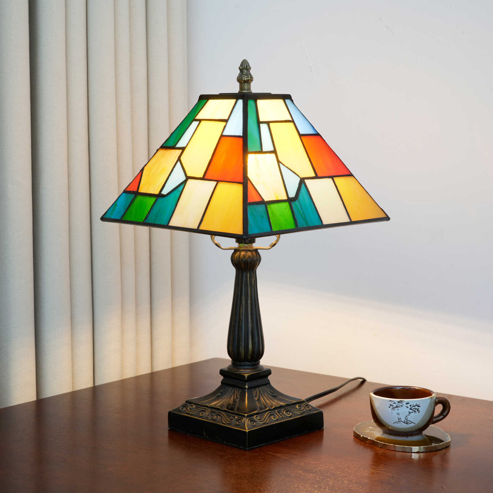Blivuself Tiffany Lamp Mosaic Geometric Handcrafted Copper Foil Solder Stained Glass Table Lamp 8-Inch Retro Resin Lamp Column Colorful Contrasting Color Visual Eye-Catching Artistic Decorative Table Lamp Homestay Coffee Shop Personalized Artistic Atmosphere Bedside Lamp (OFU1455)