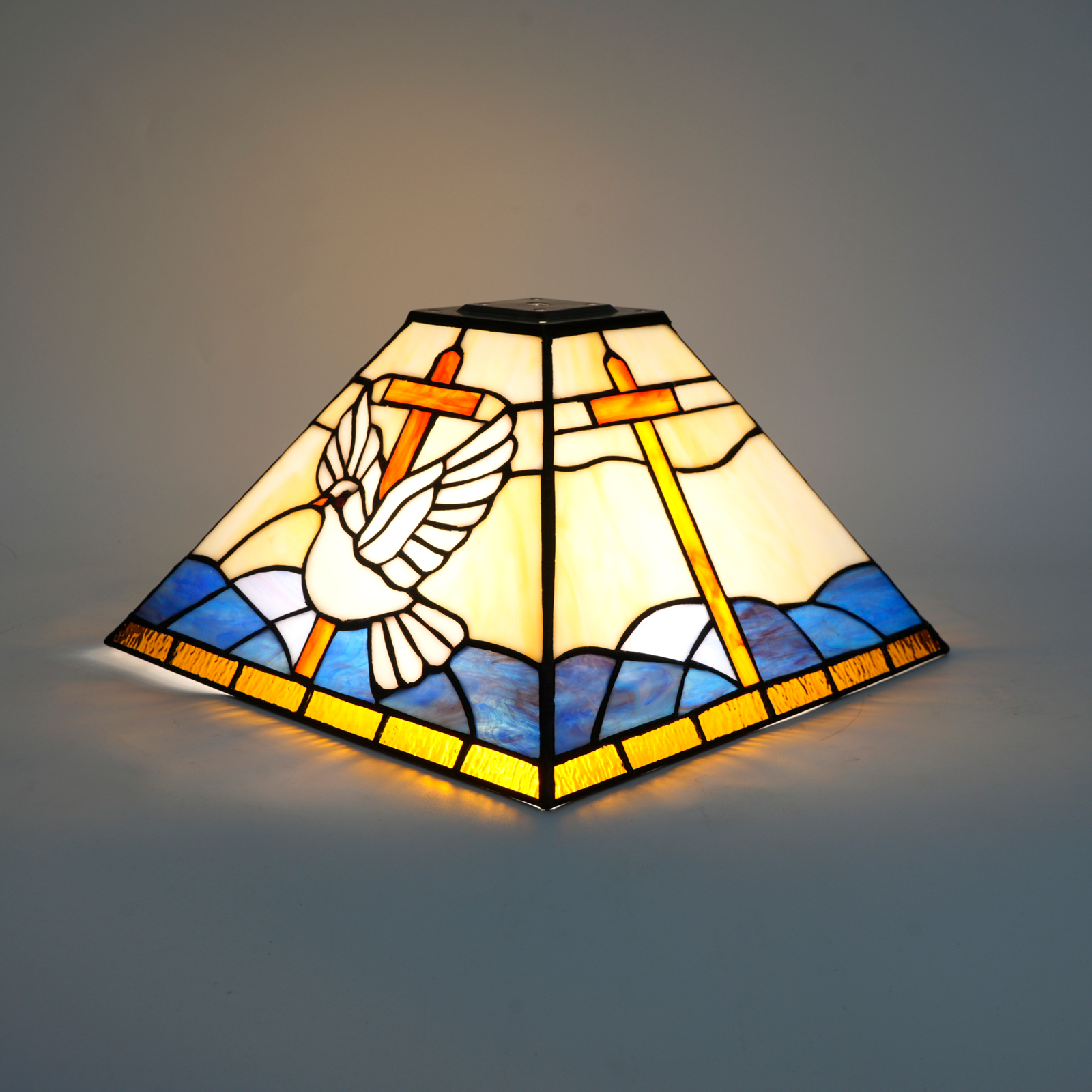 Blivuself Tiffany Lampshade 12-Inch Cross And Peace Dove Hand-Welded Stained Glass Lampshade Church Believers Prayer Room Bedroom Healing Art Lamp Accessories Replacement Lamp Shade For Desk Lamp Chandelier Ceiling Lamp Floor Lamp And Other Festive Atmosphere Lamp Accessories DZ12061X