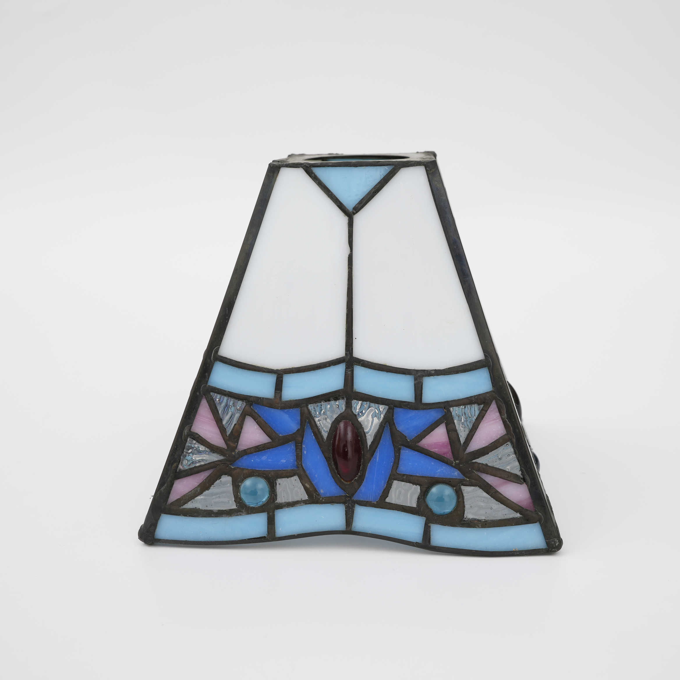Blivuself Tiffany Lampshade 6 Inch Magnolia Blue Dovetail Hand-Welded Stained Glass Lamp Retro Blue Purple Frame Magnolia Hand Replacement Accessories Lampshade 1pcs For Table Lamp Ceiling Lamp Wall Lamp Chandelier Etc ZB6193