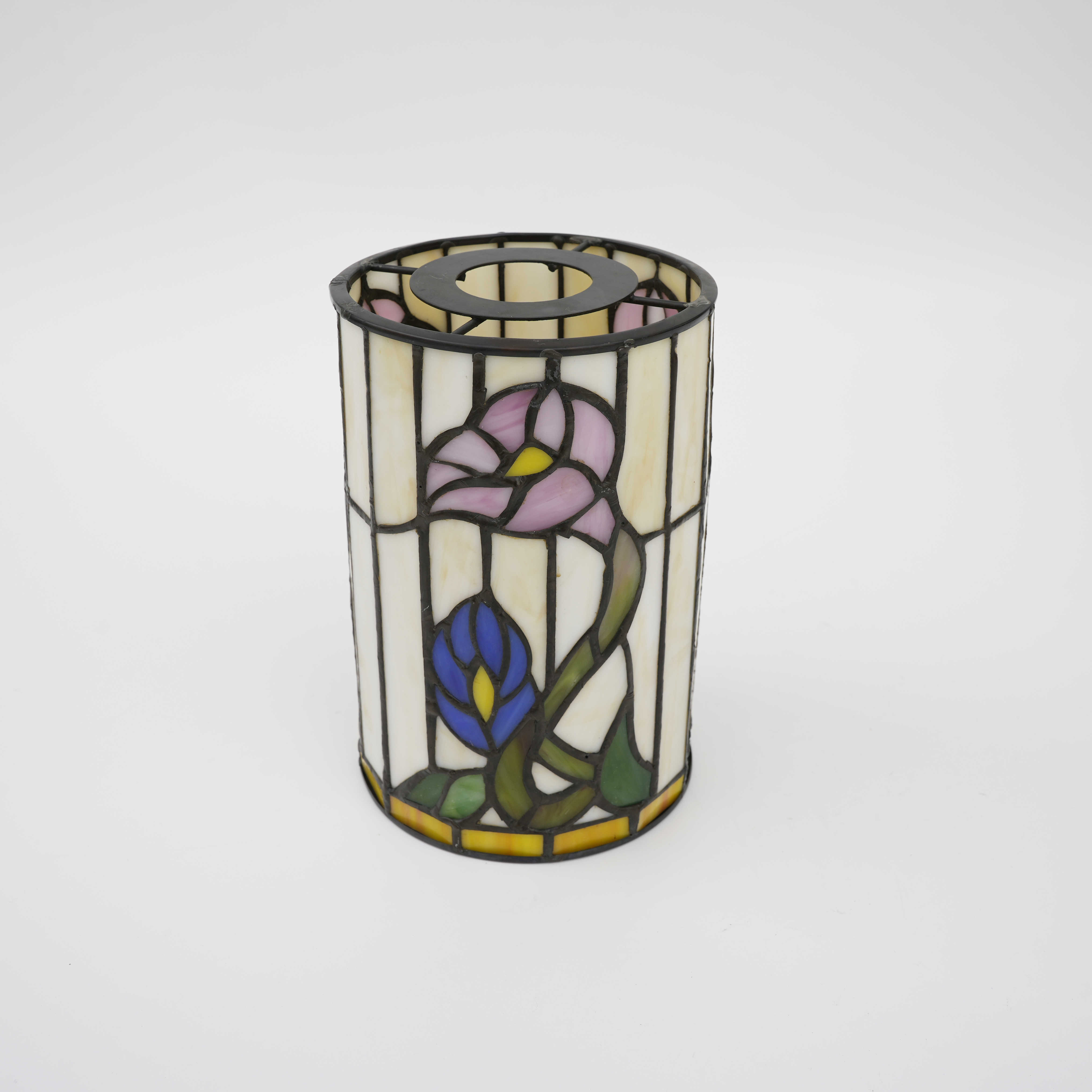 Blivuself Tiffany Lampshade Pink Morning Glory Bucket Lamp Lampshade Hand-Welded Stained Glass Lamp Retro Flower Hand-Replaced Accessories Lampshade 1pcs For Table Lamp Chandelier Atmosphere Soft Decoration Home Etc ZB6045