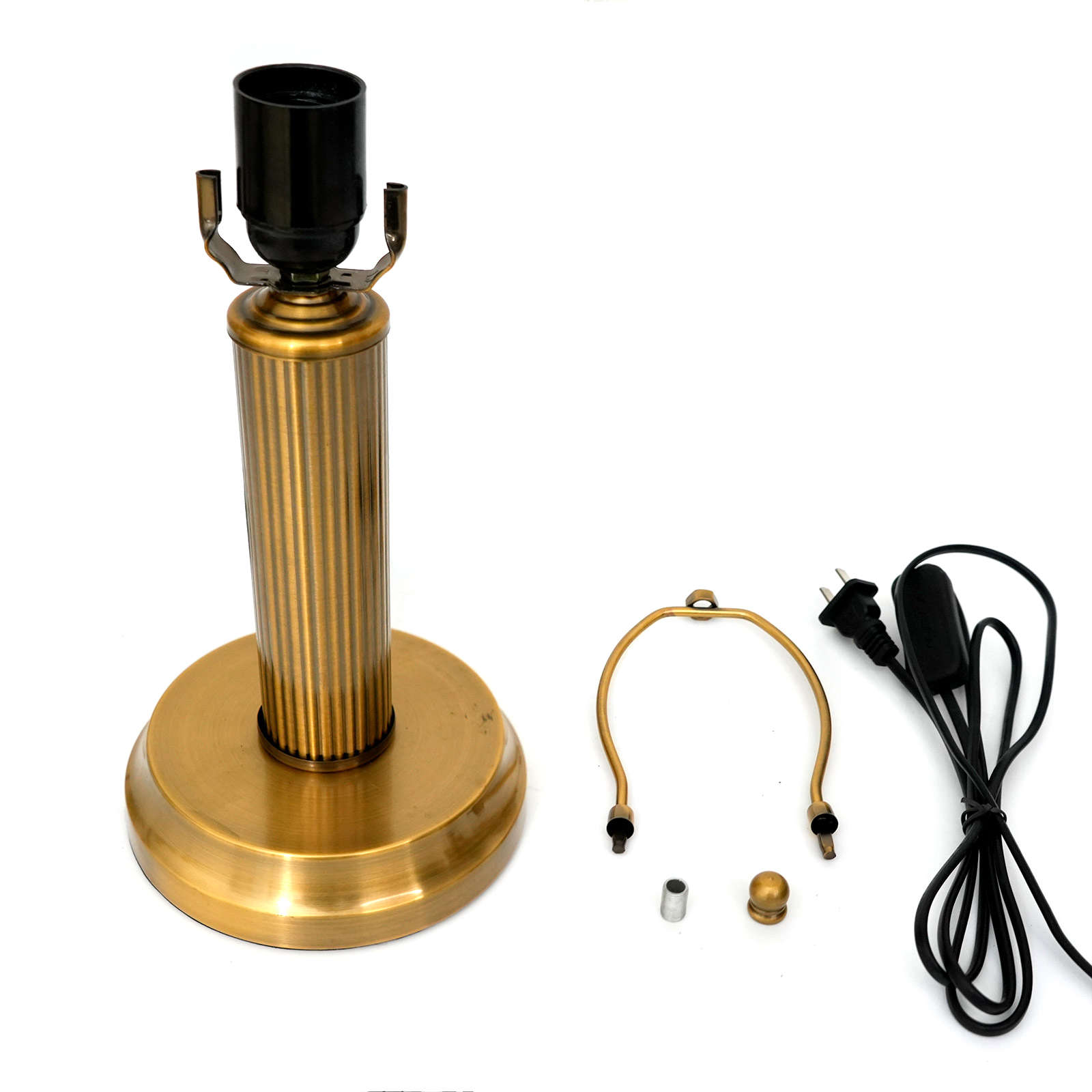 Blivuself Vintage Brass Color Lamp Base, Decorative Table Lamp Stand With E26/E27 Base. Diy Replacement Lamp Base Suitable For Painted Glass Lampshade, Bedroom, Living Room, Office Desk Lighting Accessories. European Classic Home Decoration. 1 Piece.