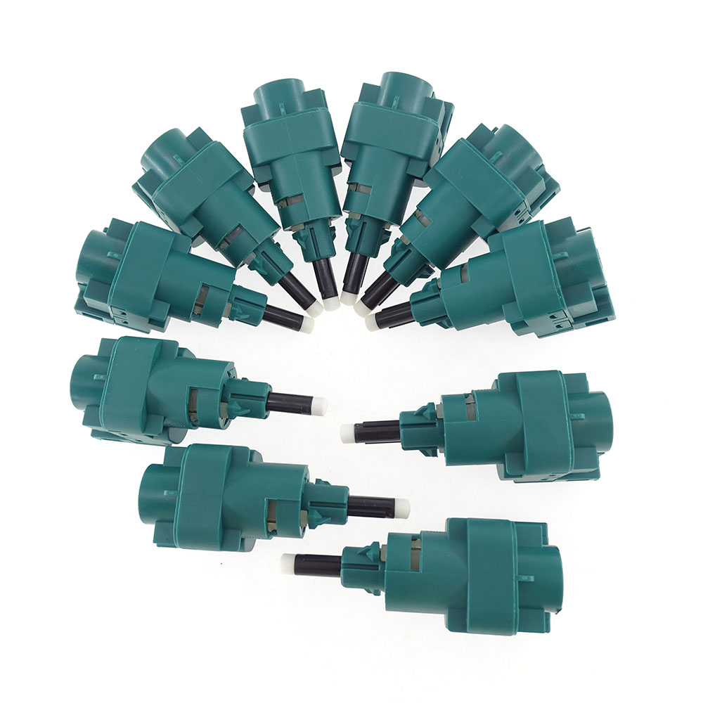 1C0945511A 1C0 945 511A 1C0 945 511 A 4 PIN Stop Brake Light Switch For Audi A3 A4 A6 TT Volkswagen Bora Golf MK4 MK5 Seat Leon