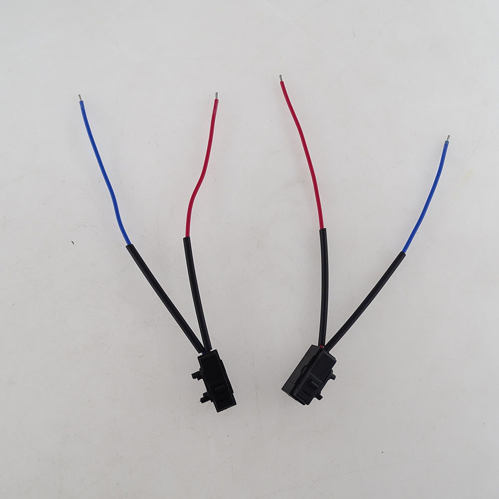 Left Right Door Lock Micro Switch Wire Pipe Plug For Volkswagen Passat B5 Bora 4 Polo Golf MK4 Touran 3BD998785 3BD 998 786