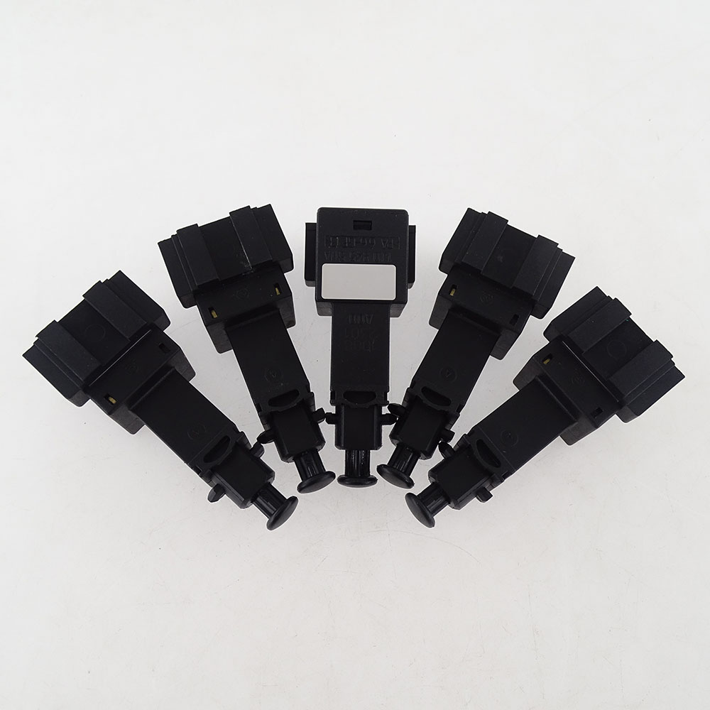 Car Brake Light Switch 1J0 945 511A for Audi A2 A3 TT Seat Arosa Cordoba Ibiza Vario Leon 1J0 945 511B 1J0 945 511 C 1J0945511