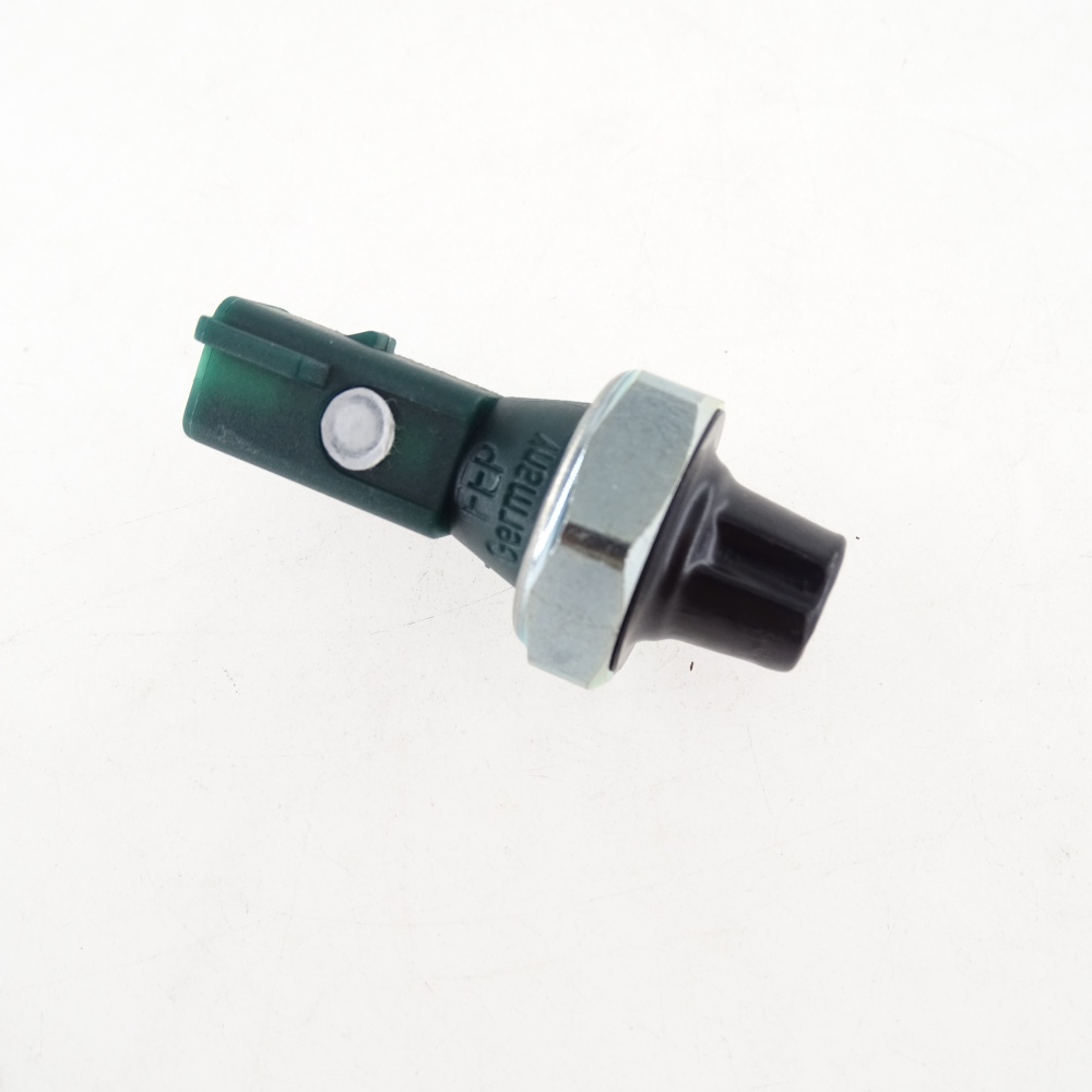 Oil Pressure Sensor For VW Golf Mk4 Mk5 Mk6 Mk7 T6 Passat B6 B7 Audi A1 A3 TT SKODA SEAT 0.3-0.6 Bar 1.4 036919081