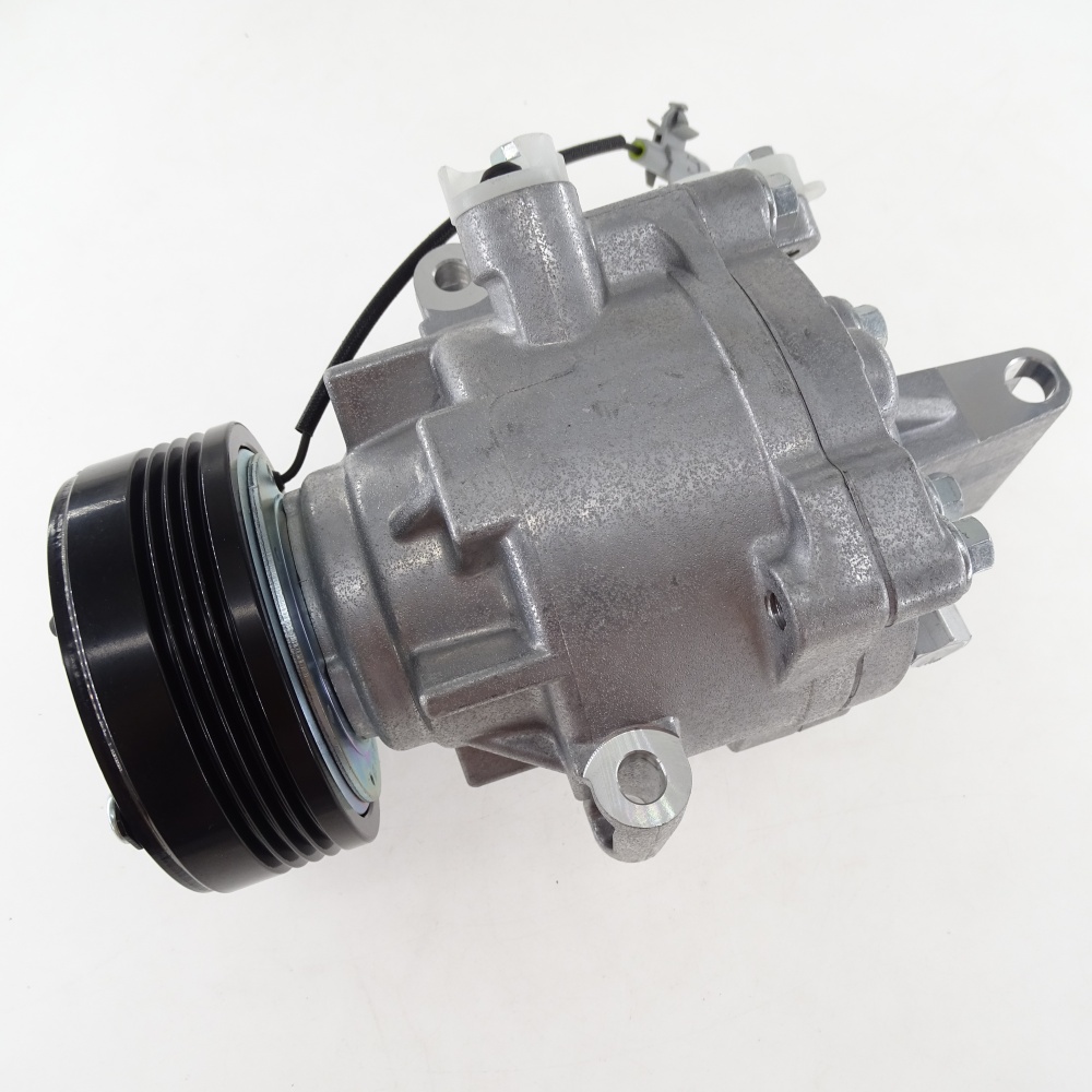 AC Air Conditioning Compressor FOR SUZUKI SWIFT 95201-68LA1 95200-68LA1 QS70 AKS200A205A AKS011H201F 9520168LA1 9520068LA1