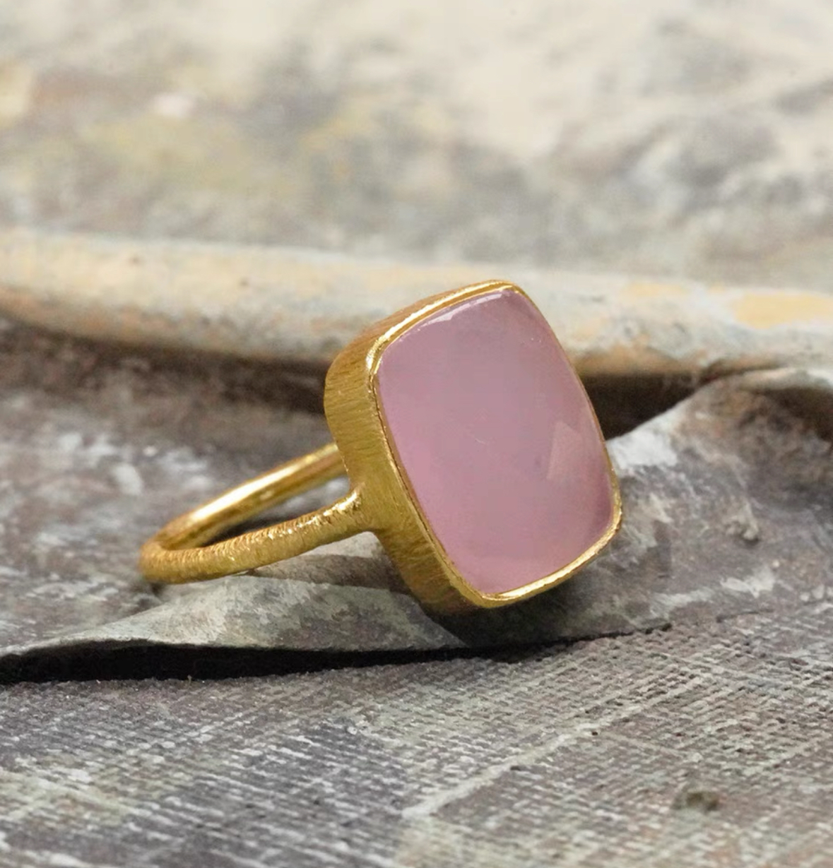 Lotus Mann Chalcedony Silver Ring