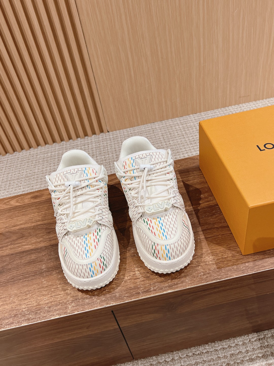 Louis Vuitton Trainer Maxi mesh sneakers rainbow white 