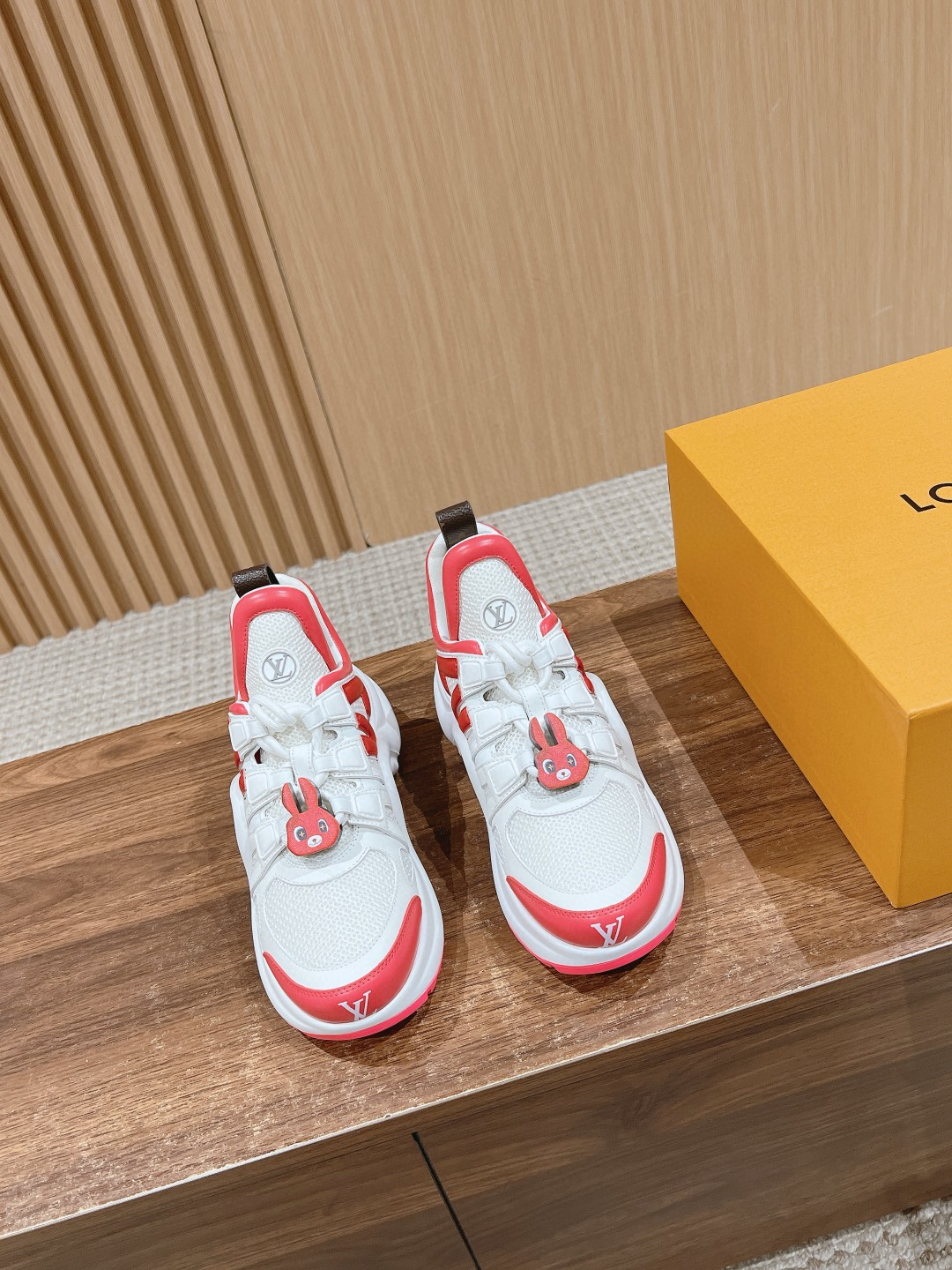 Louis Vuitton Archlight leather rose red