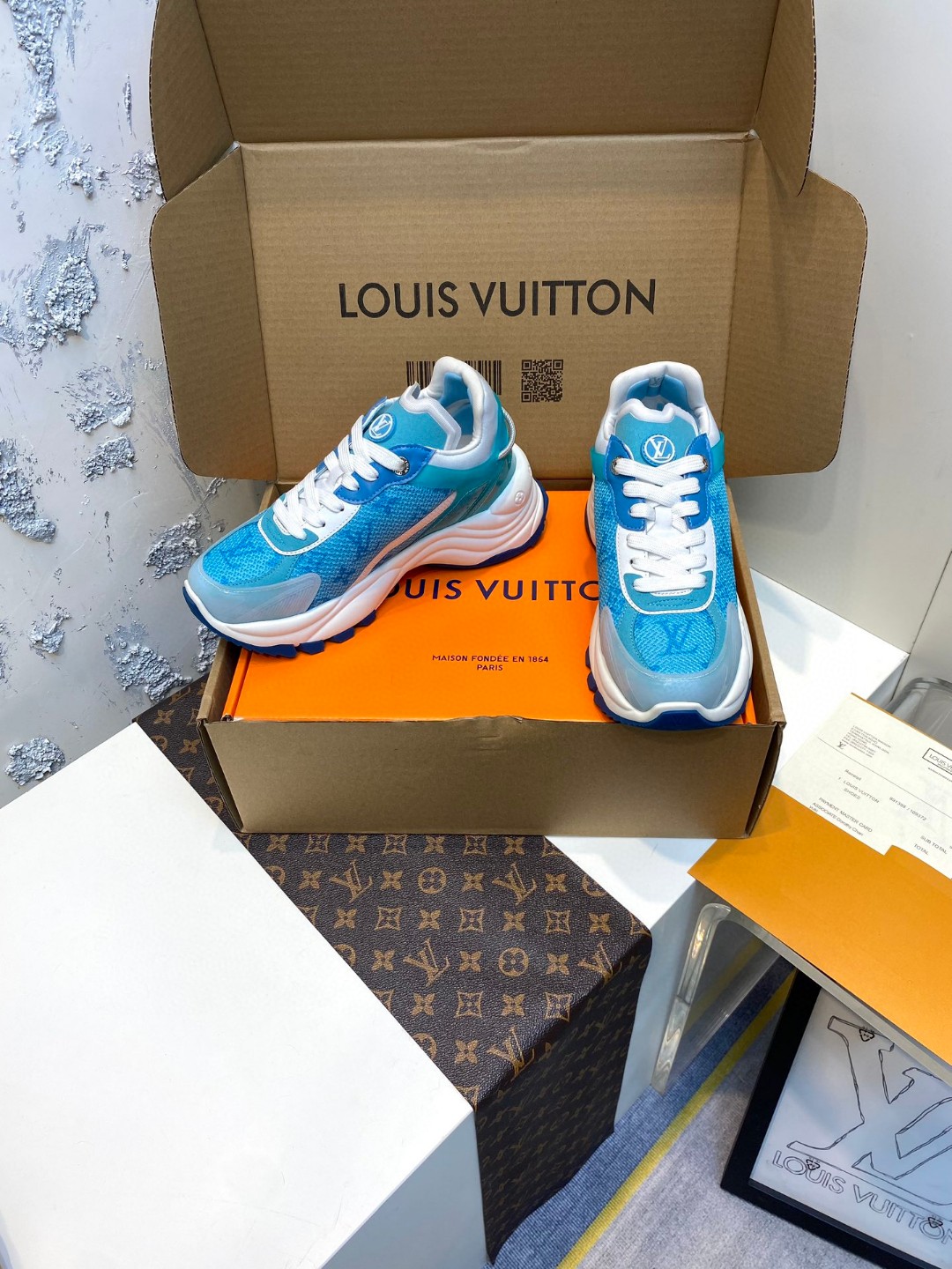 Louis Vuitton Run 55 sneakers blue