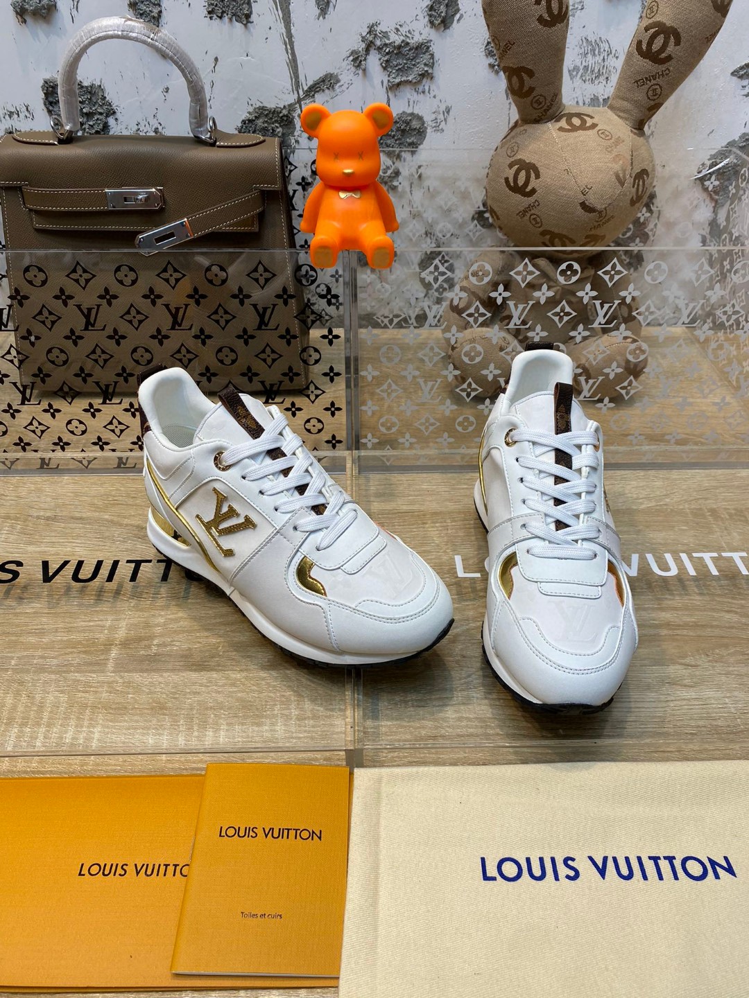 Louis Vuitton Run Away sneakers white golden
