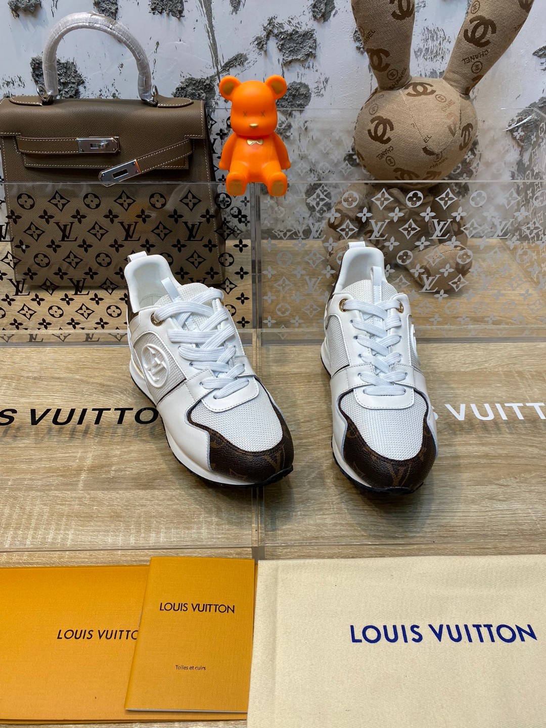 Louis Vuitton Run Away sneakers white brown