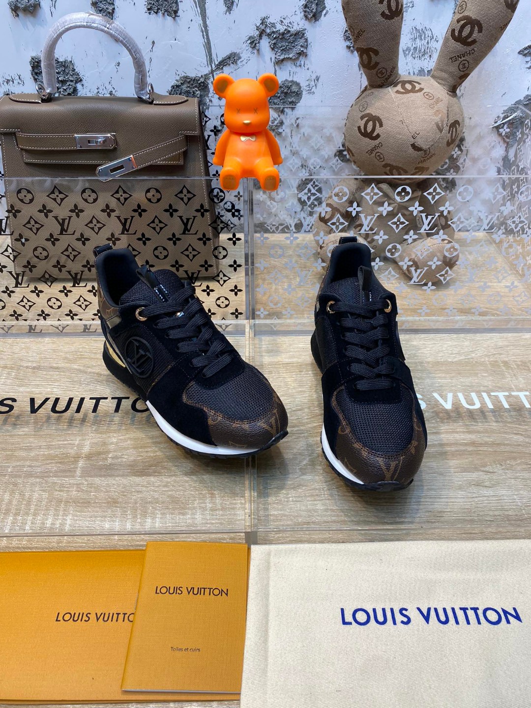 Louis Vuitton Run Away sneakers black brown