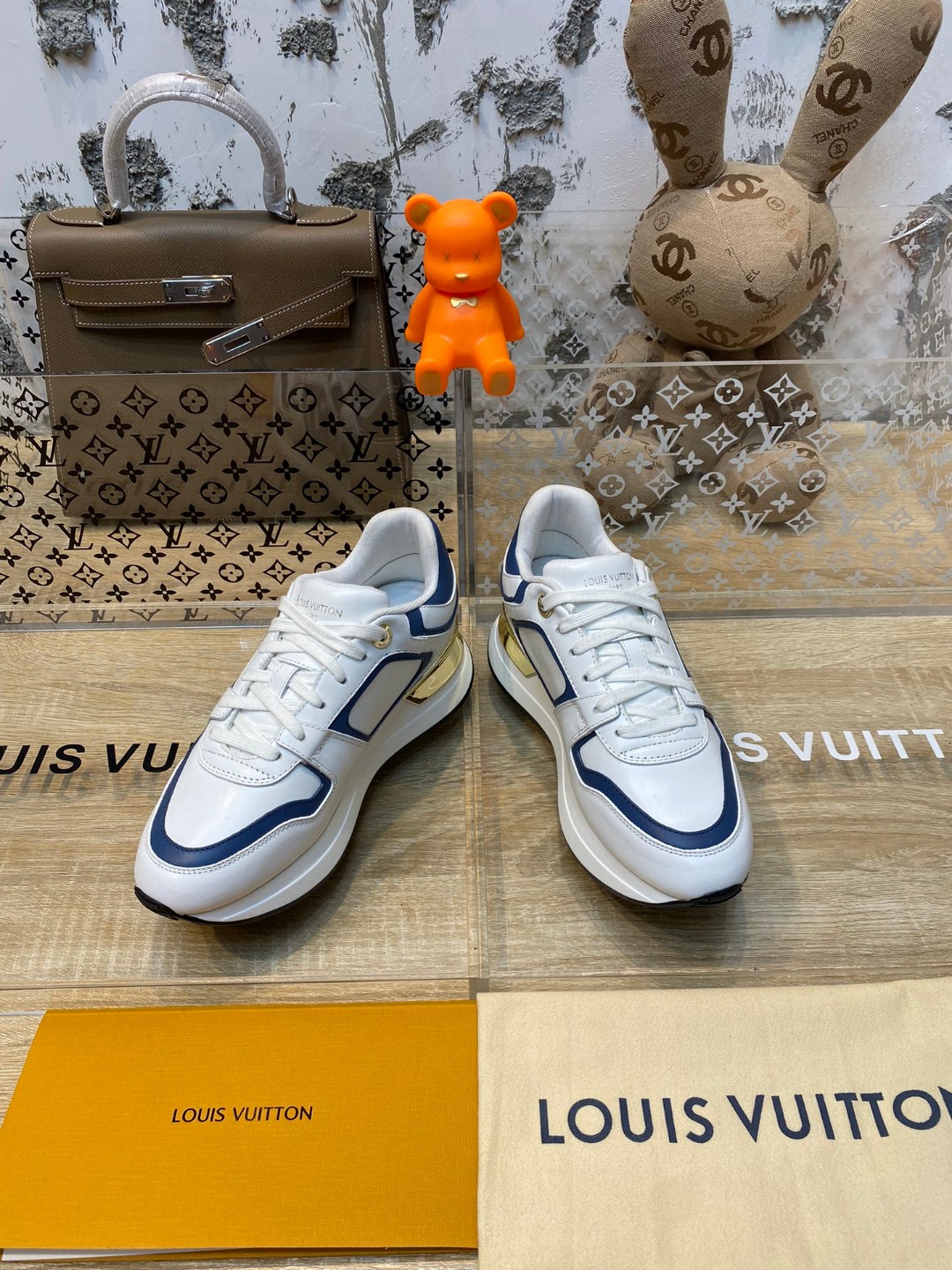 Louis Vuitton Run Away sneakers white blue 