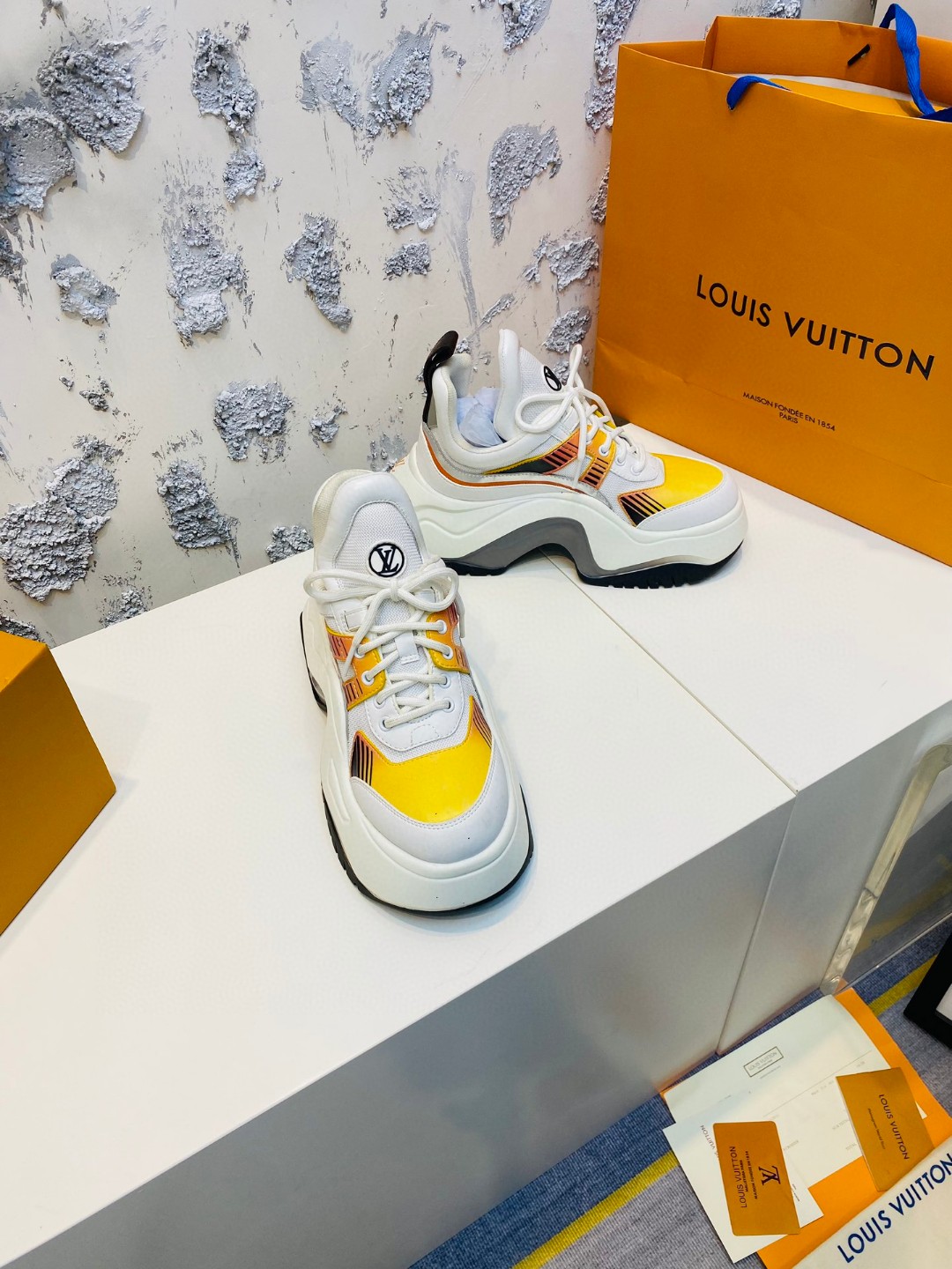 Louis Vuitton Cruise Archlight white yellow