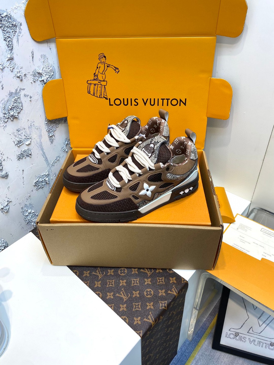 Louis Vuitton Skate flower sneakers brown