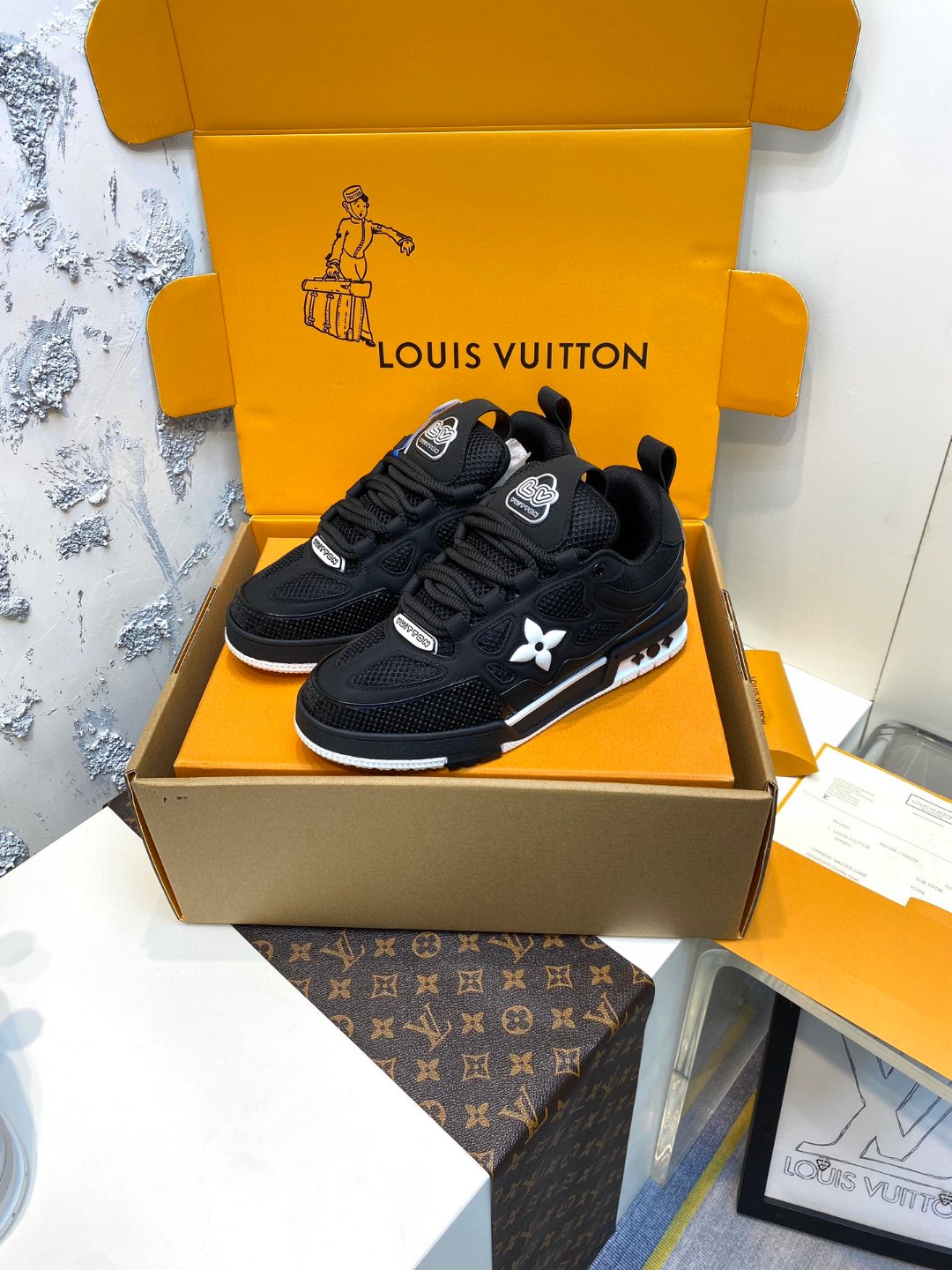 Louis Vuitton Skate flower sneakers black