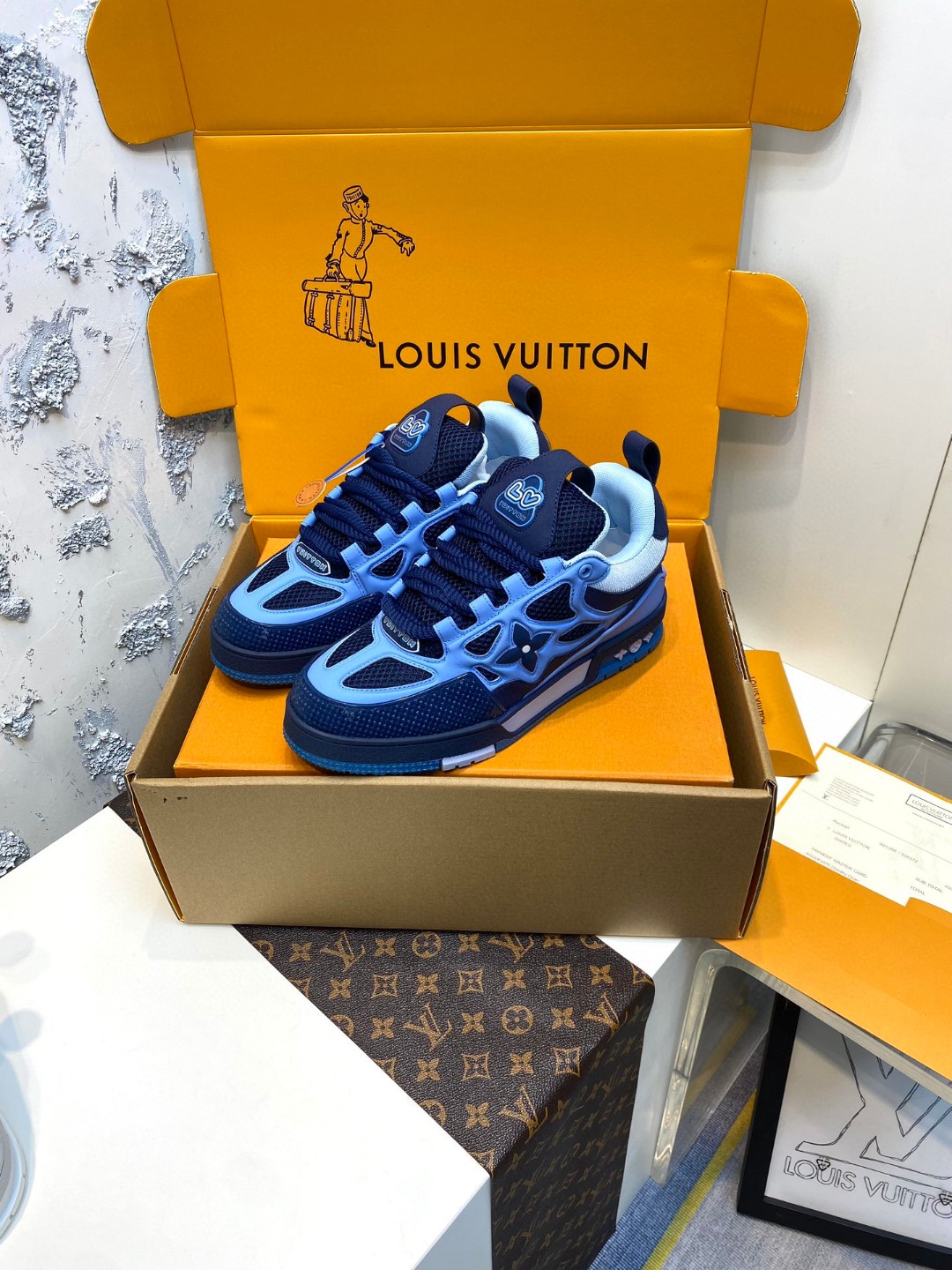 Louis Vuitton Skate flower sneakers blue