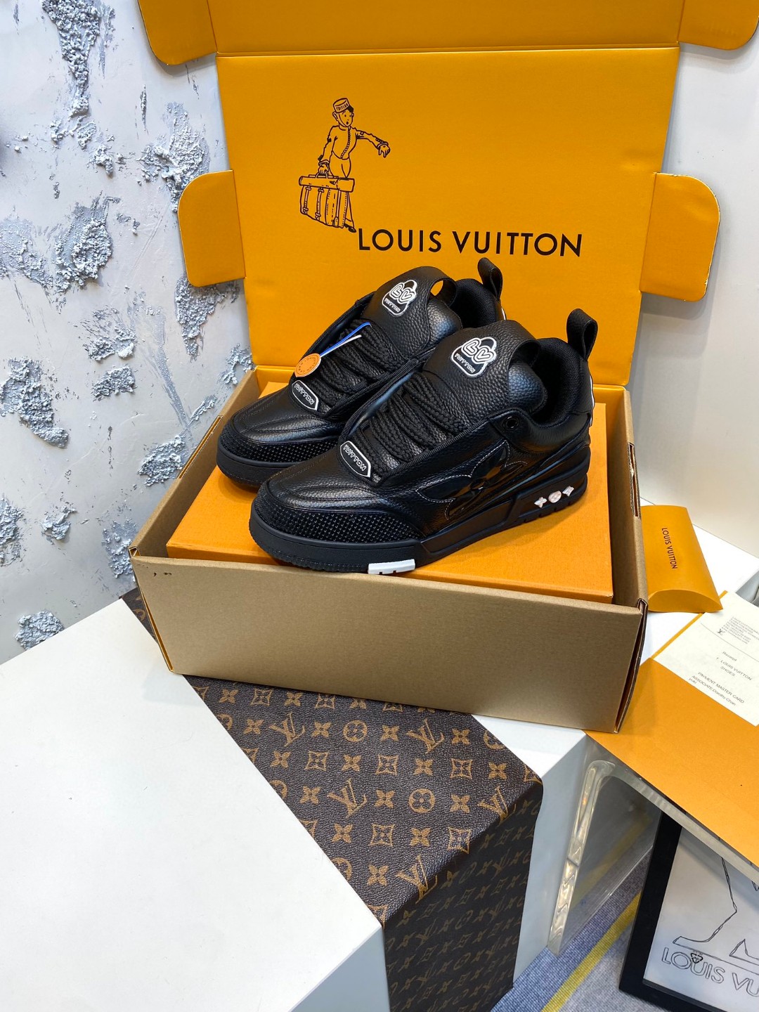 Louis Vuitton Skate Clover sneakers black